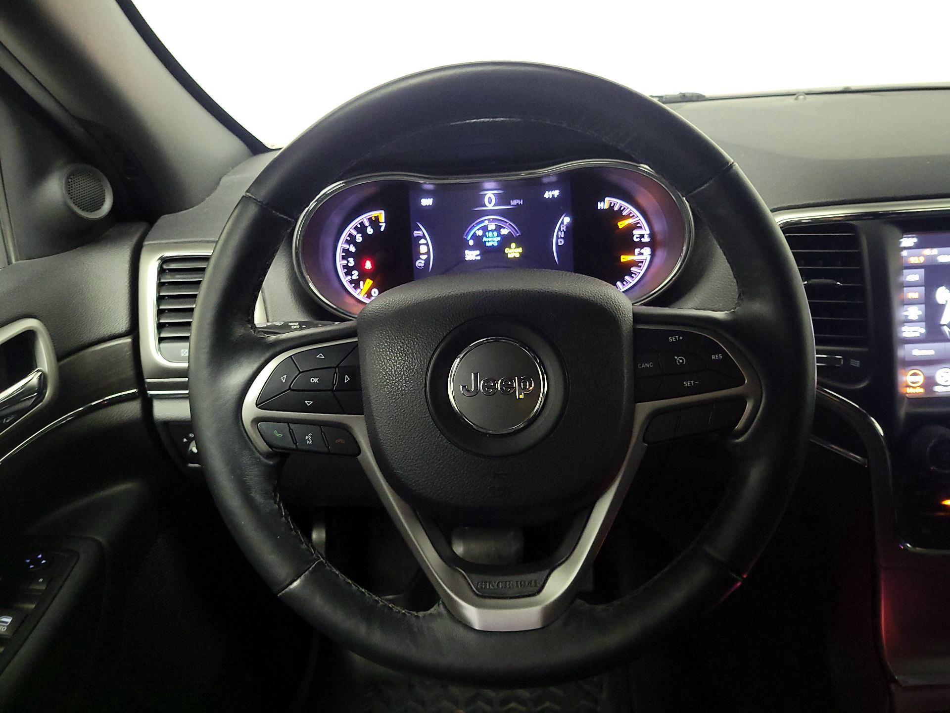 Thumbnail: 2018 Jeep Grand Cherokee - 10