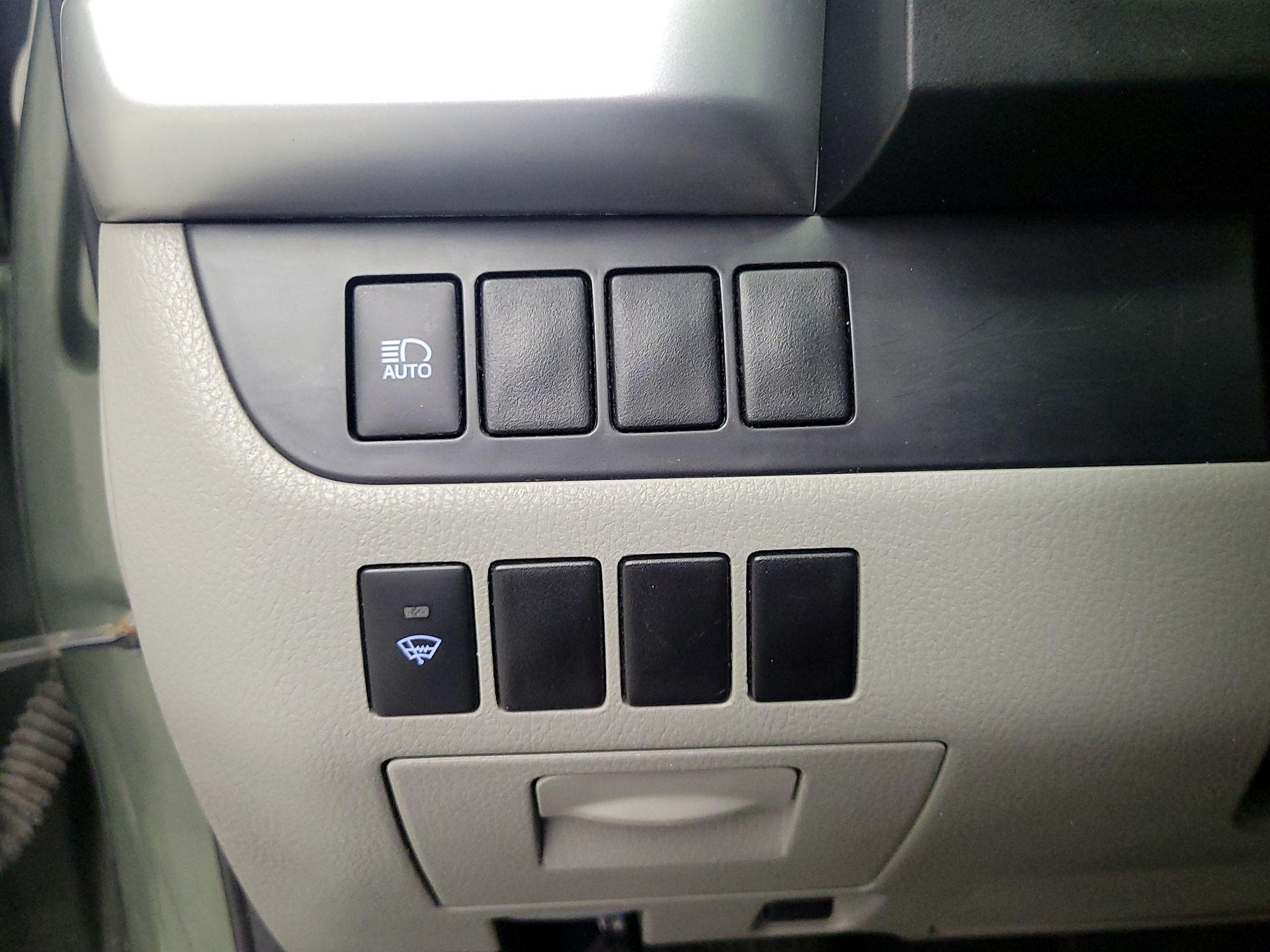 Thumbnail: 2017 Toyota Highlander - 13