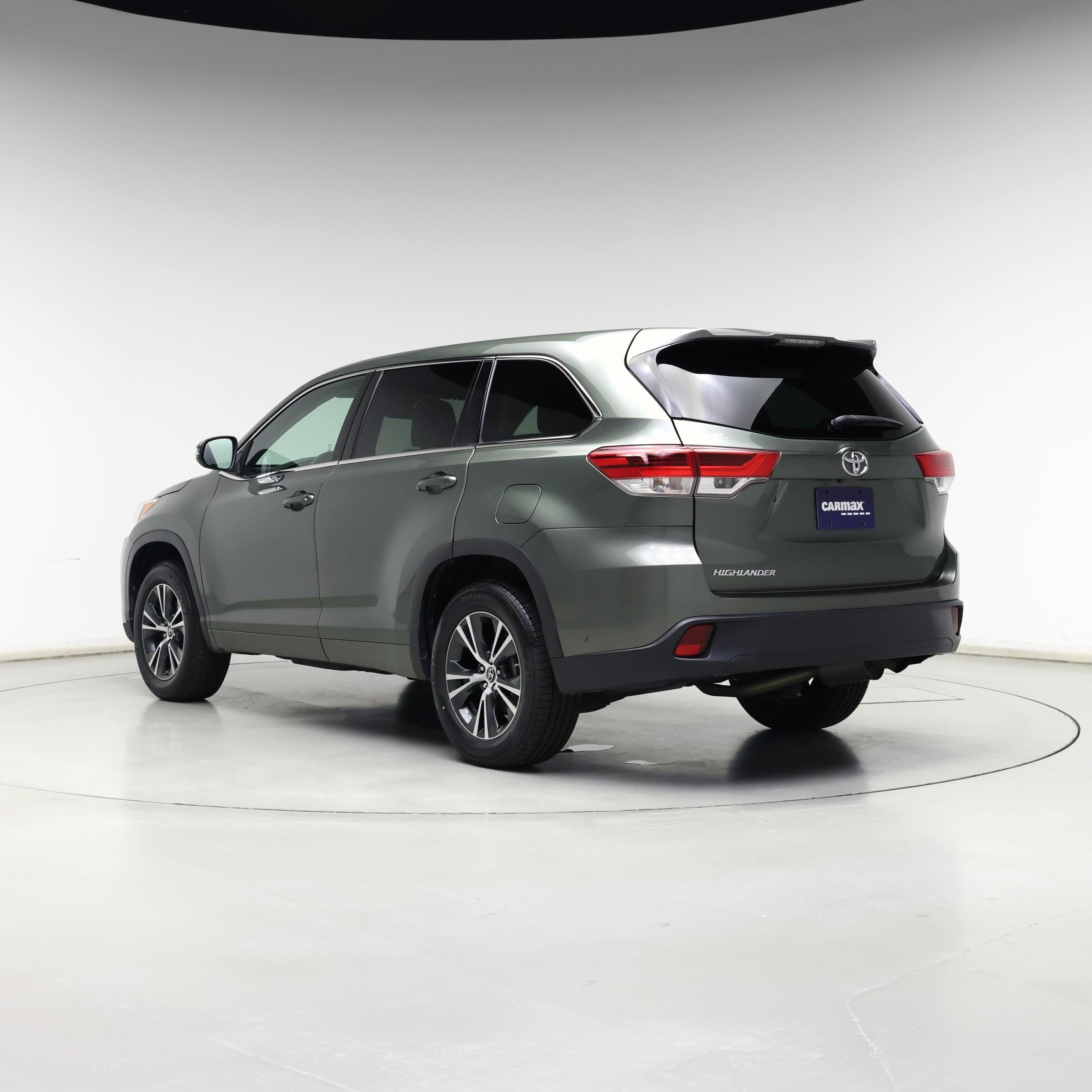 Thumbnail: 2017 Toyota Highlander - 2