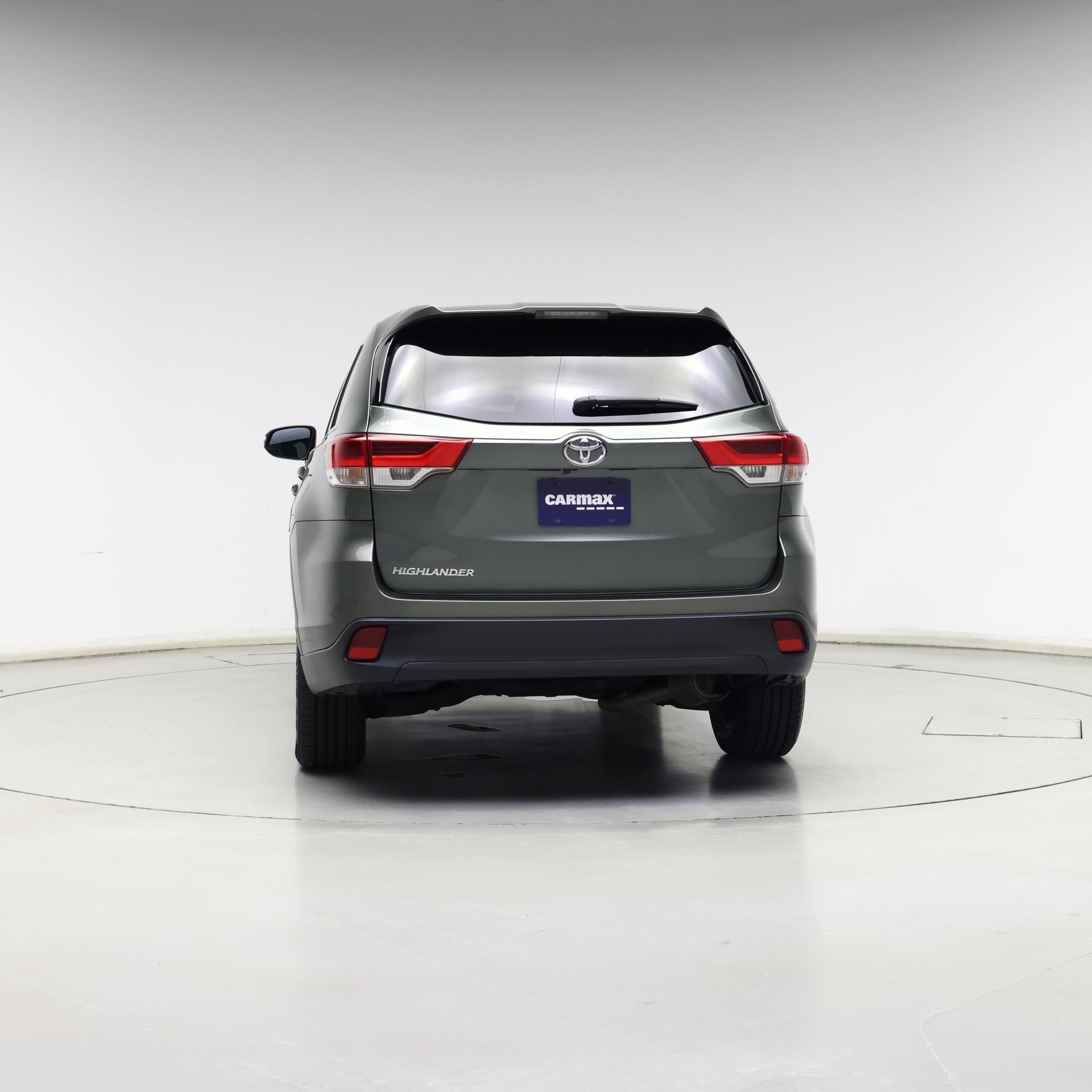 Thumbnail: 2017 Toyota Highlander - 6