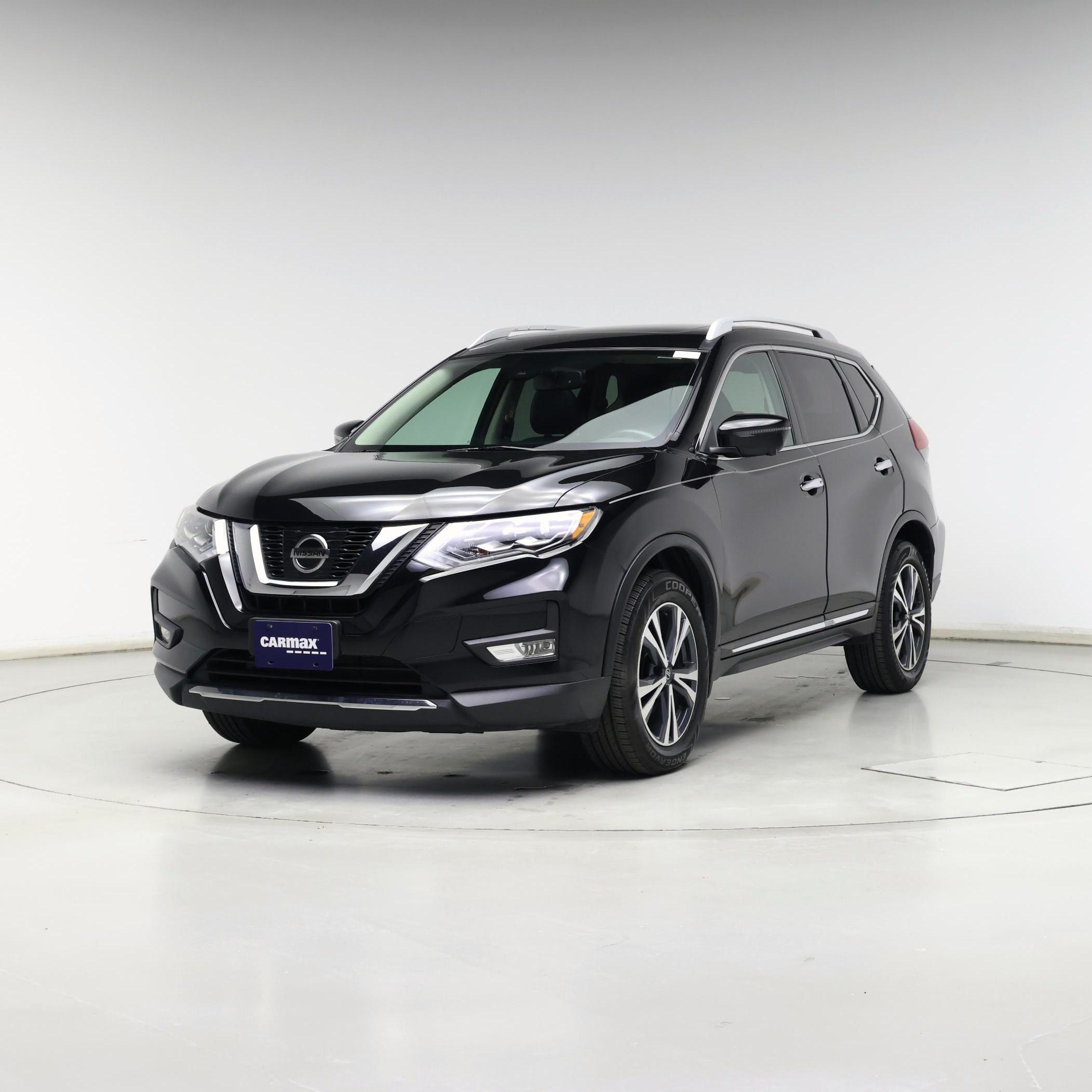 Thumbnail: 2017 Nissan Rogue - 4