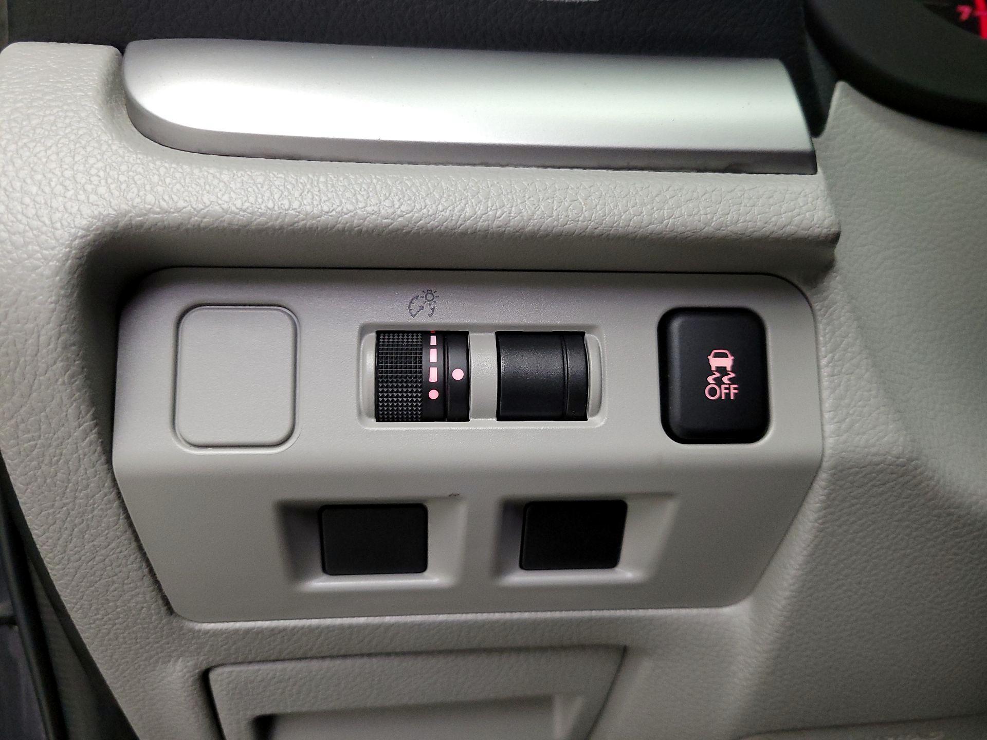 Thumbnail: 2016 Subaru Forester - 13