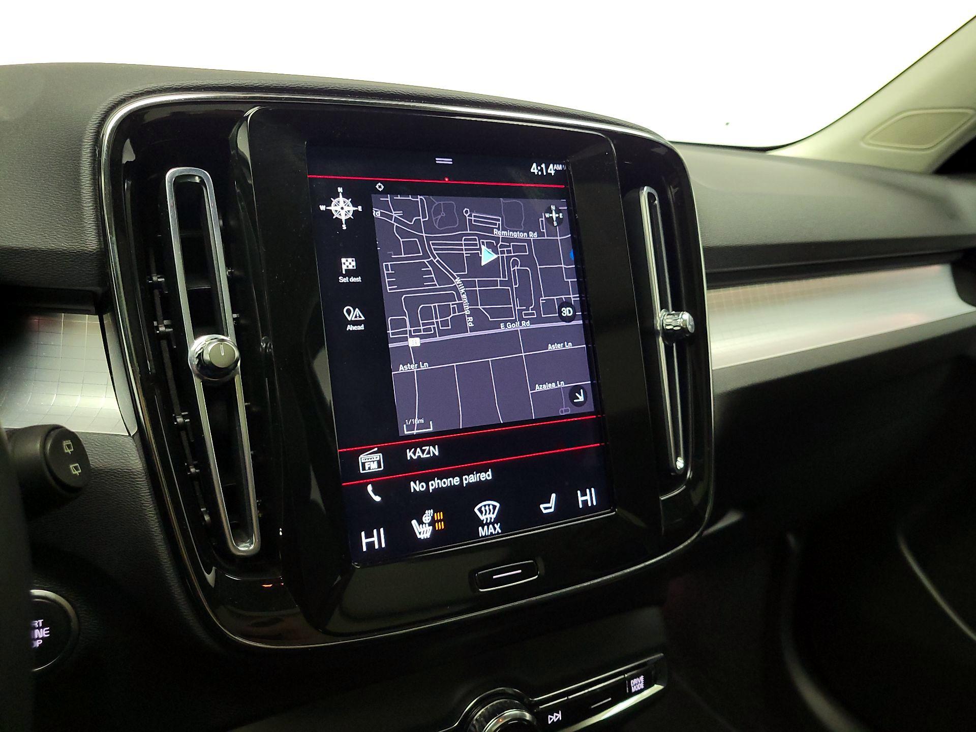 Thumbnail: 2022 Volvo XC40 - 14