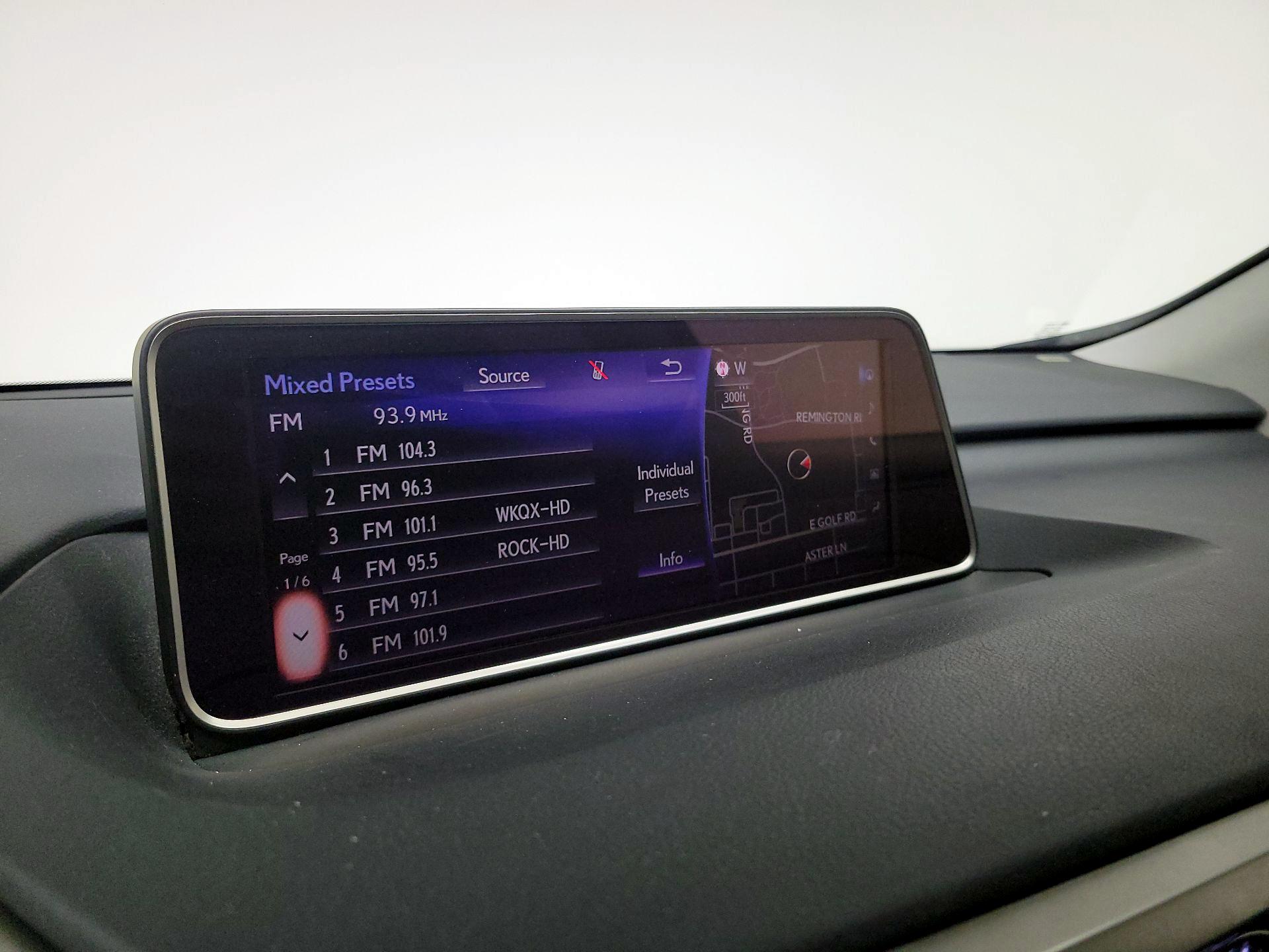 Thumbnail: 2017 Lexus RX - 16