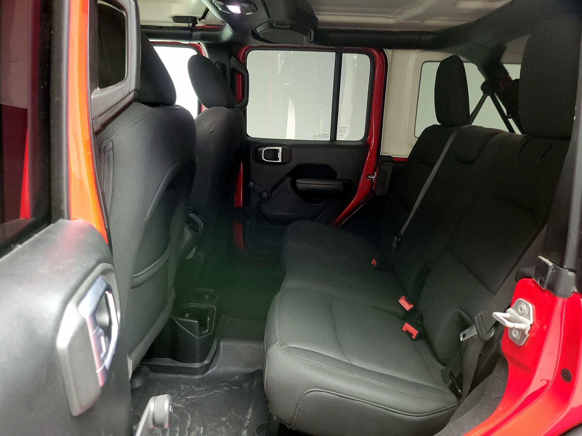 Thumbnail: 2018 Jeep Wrangler - 19