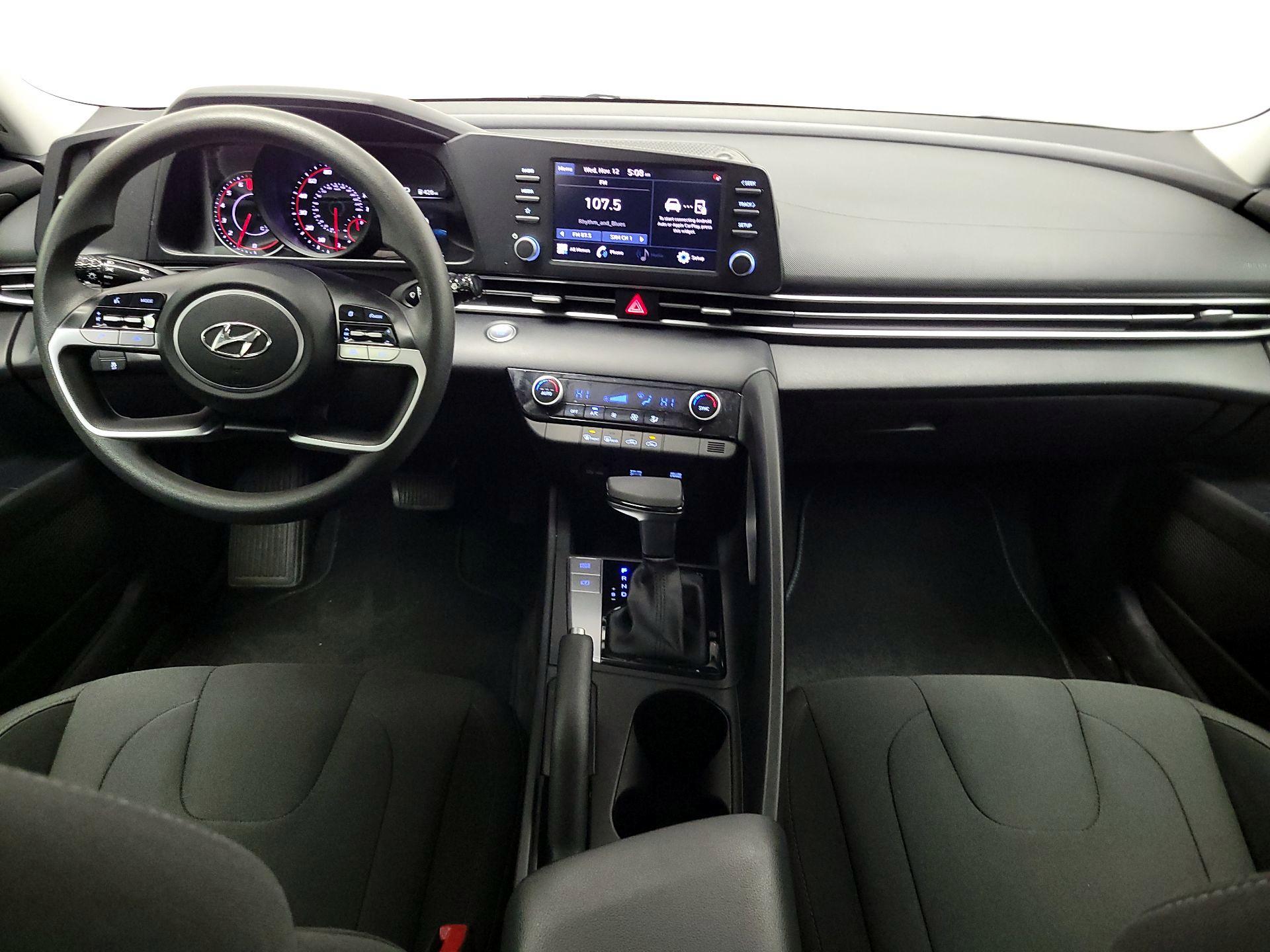 Thumbnail: 2023 Hyundai Elantra - 9