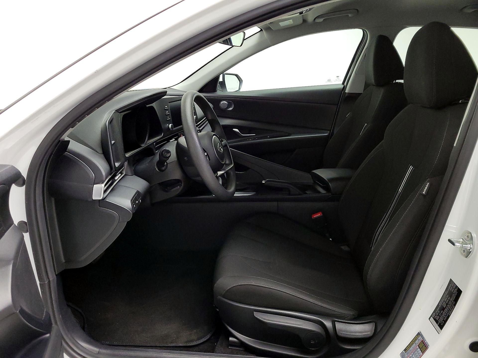 Thumbnail: 2023 Hyundai Elantra - 11