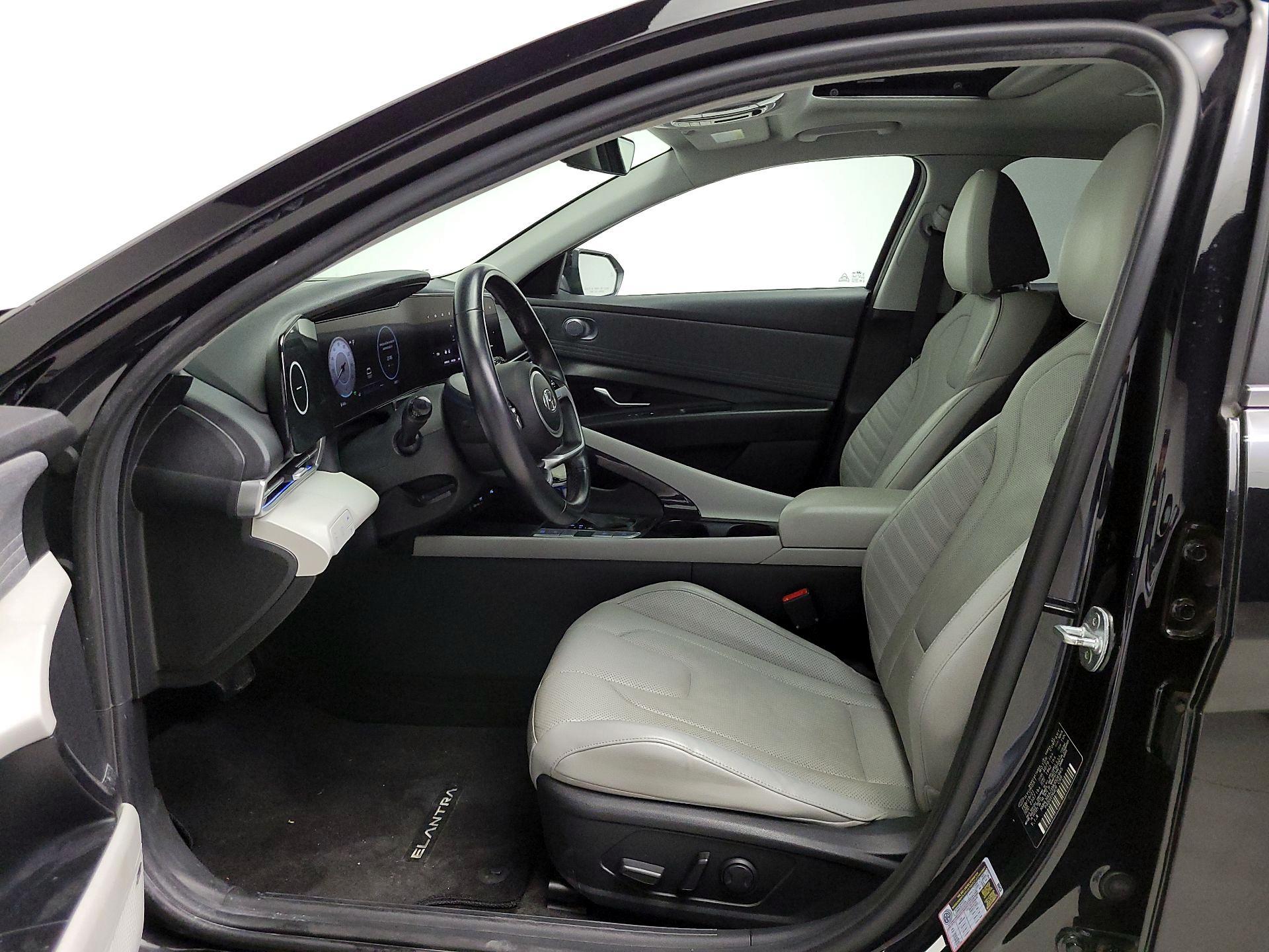 Thumbnail: 2021 Hyundai Elantra - 11