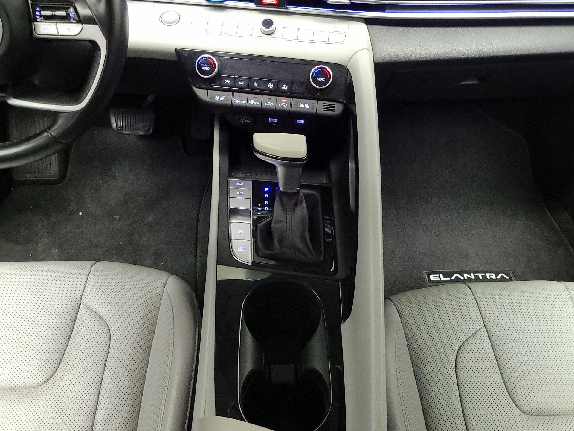 Thumbnail: 2021 Hyundai Elantra - 18