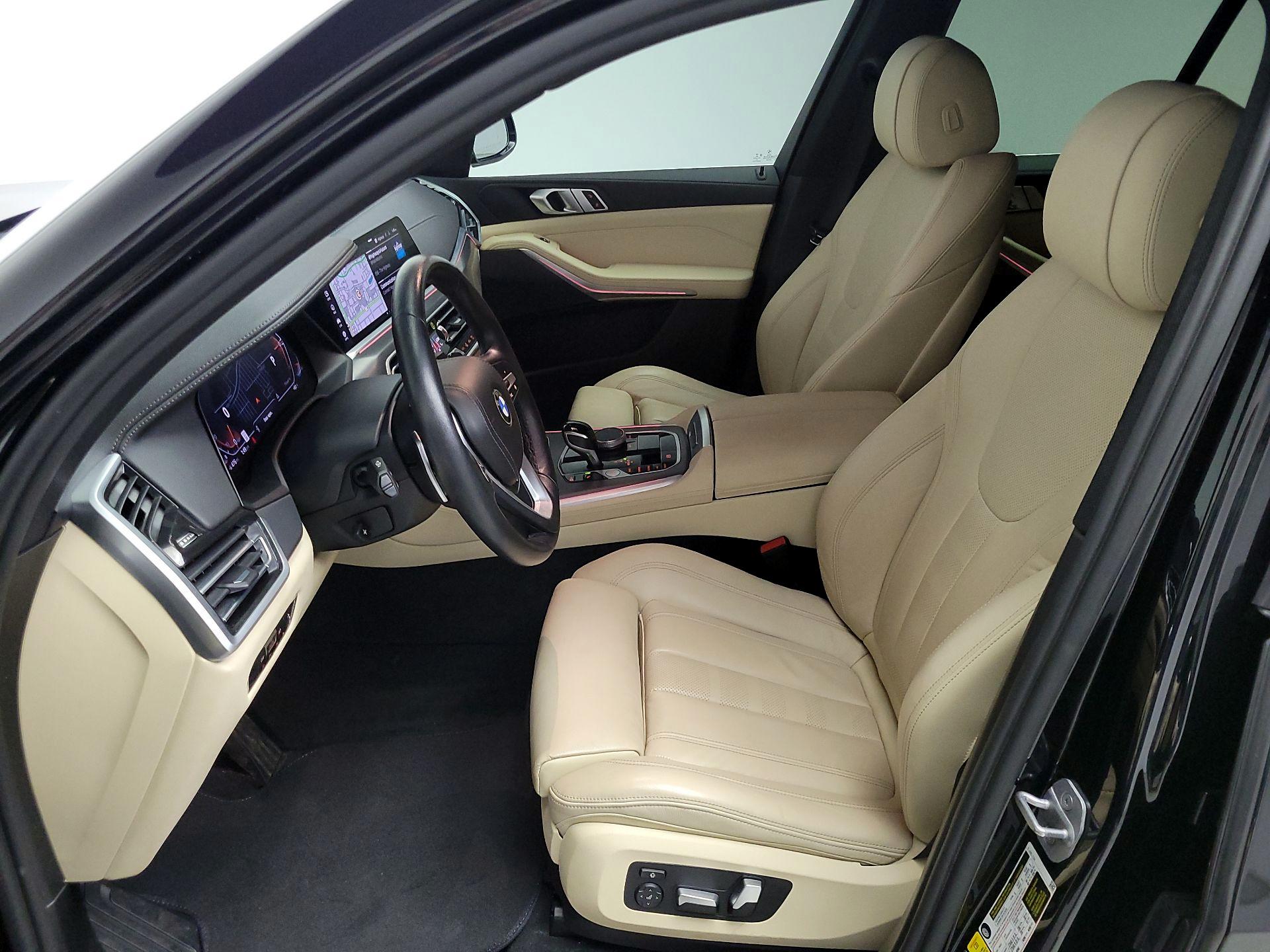 Thumbnail: 2022 BMW X5 - 11