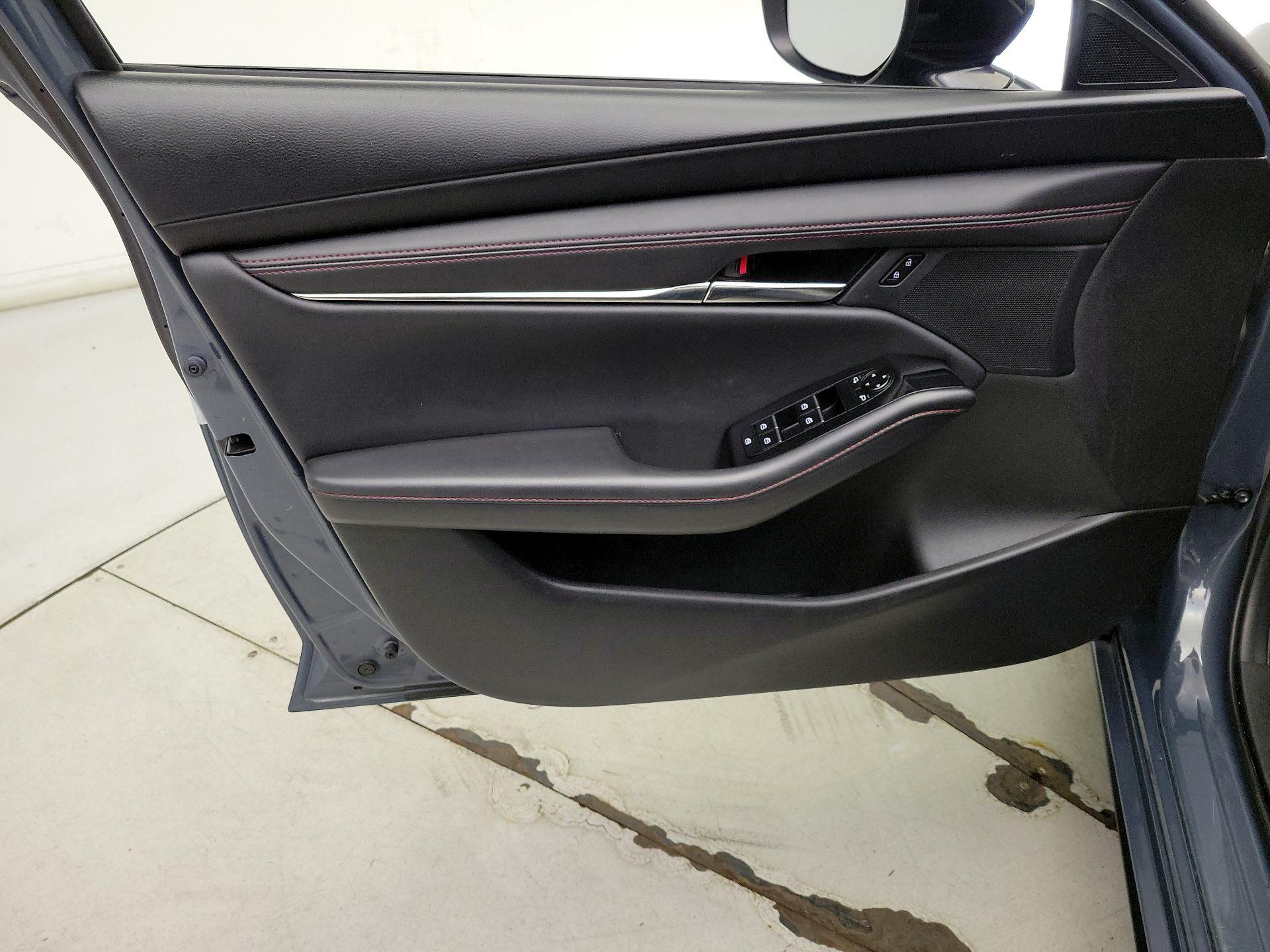 Thumbnail: 2024 Mazda Mazda3 - 12