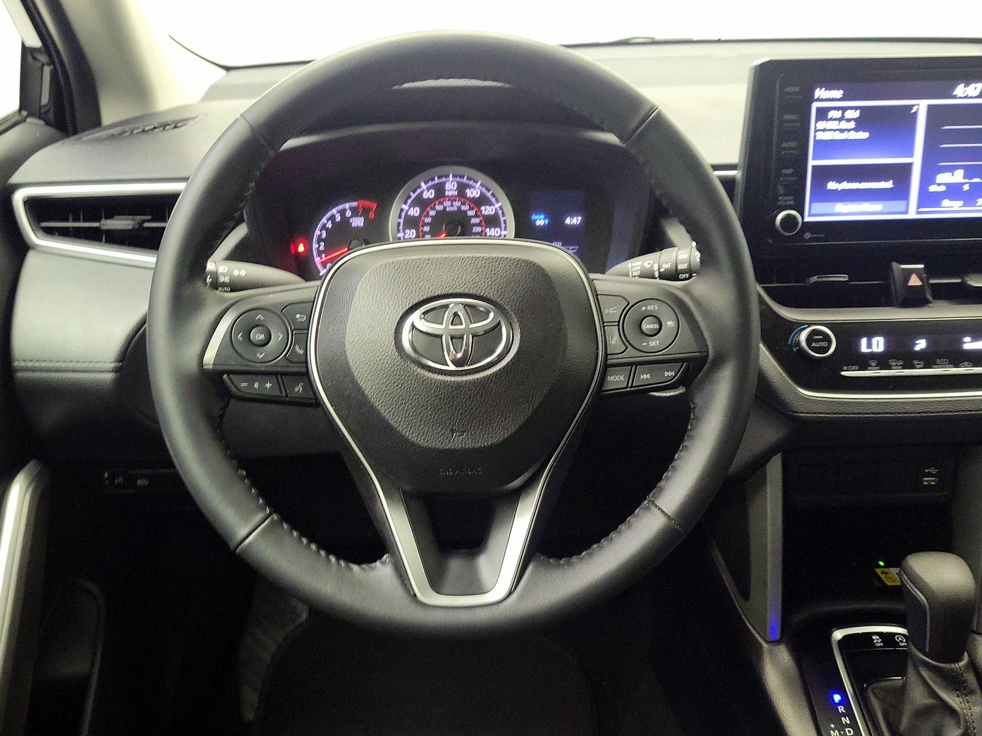 Thumbnail: 2022 Toyota Corolla Cross - 10