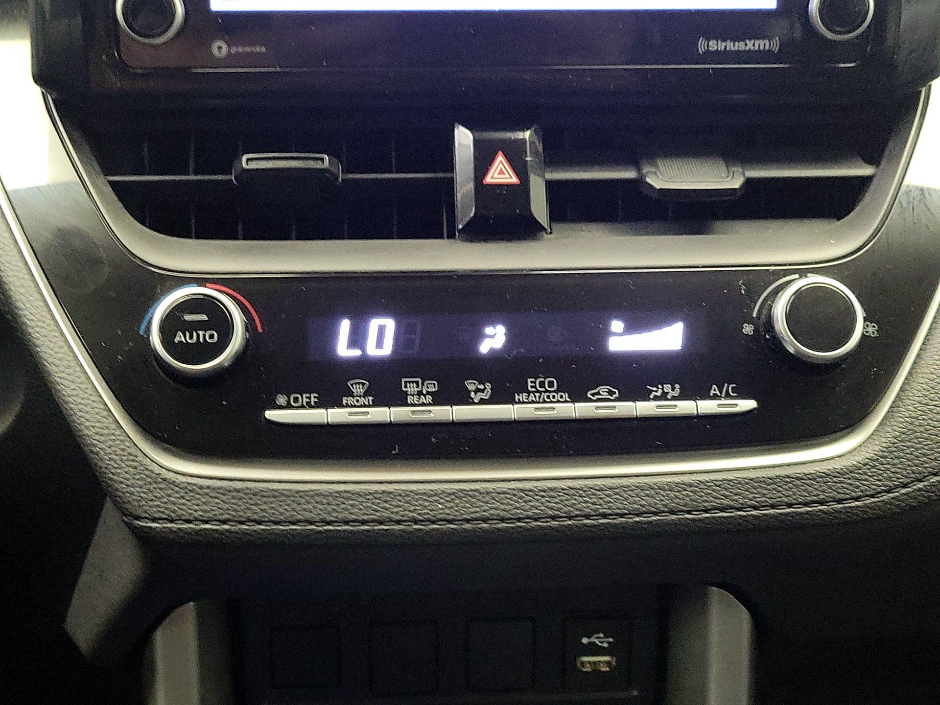 Thumbnail: 2022 Toyota Corolla Cross - 16