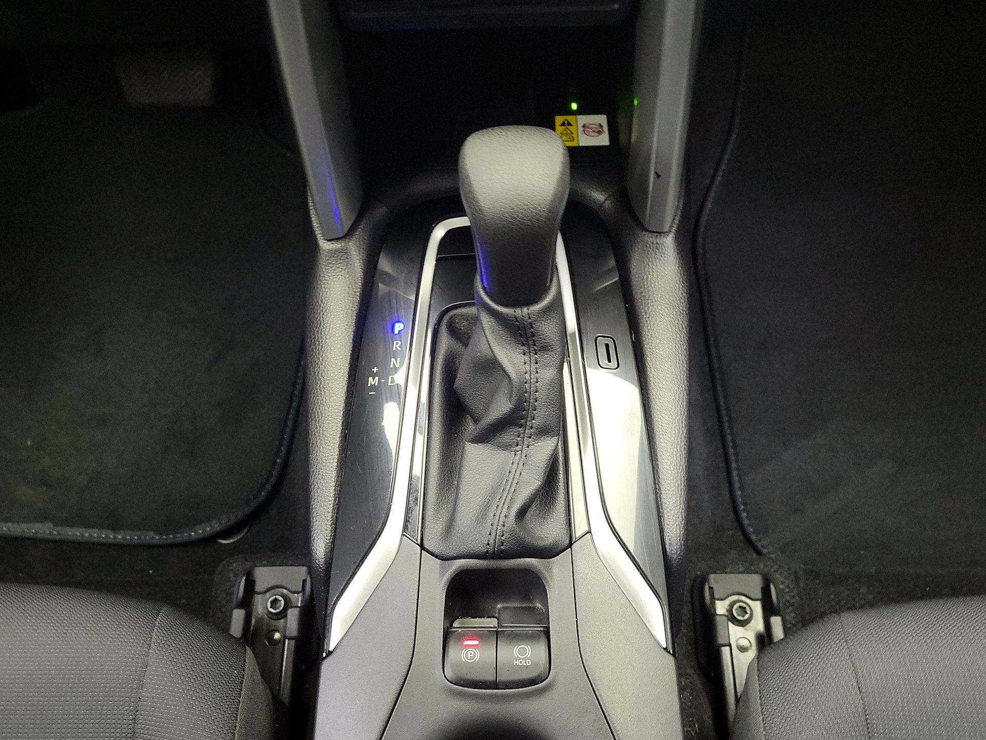 Thumbnail: 2022 Toyota Corolla Cross - 17