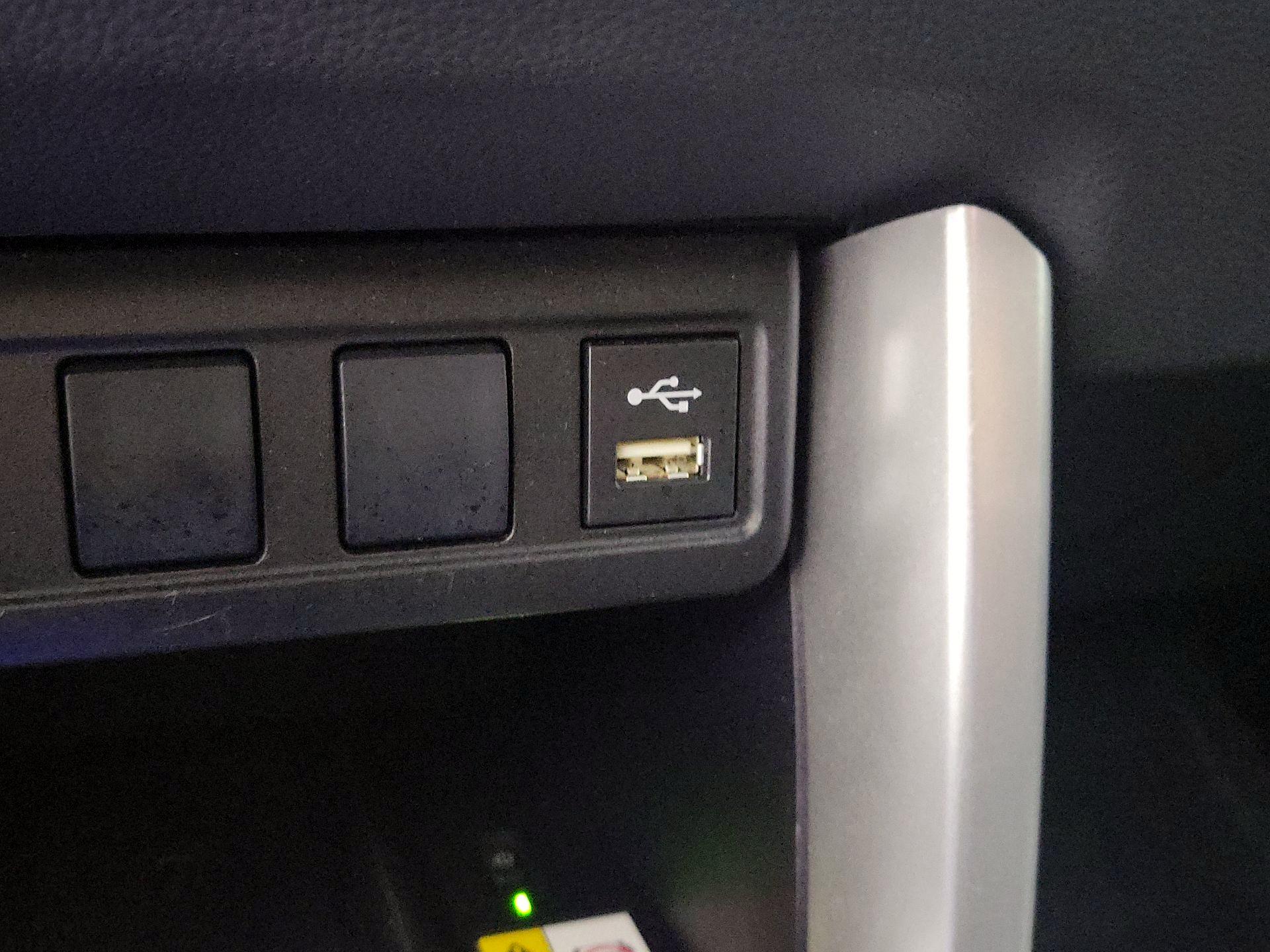 Thumbnail: 2022 Toyota Corolla Cross - 18