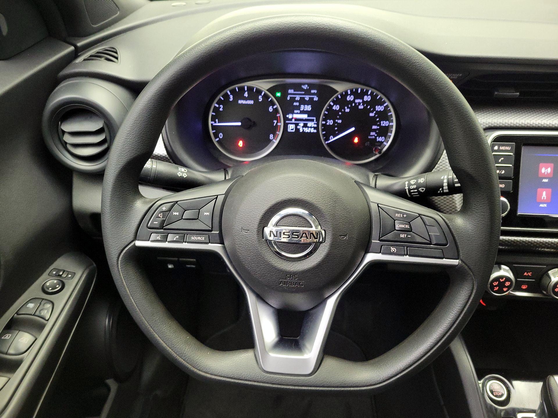 Thumbnail: 2020 Nissan Kicks - 10