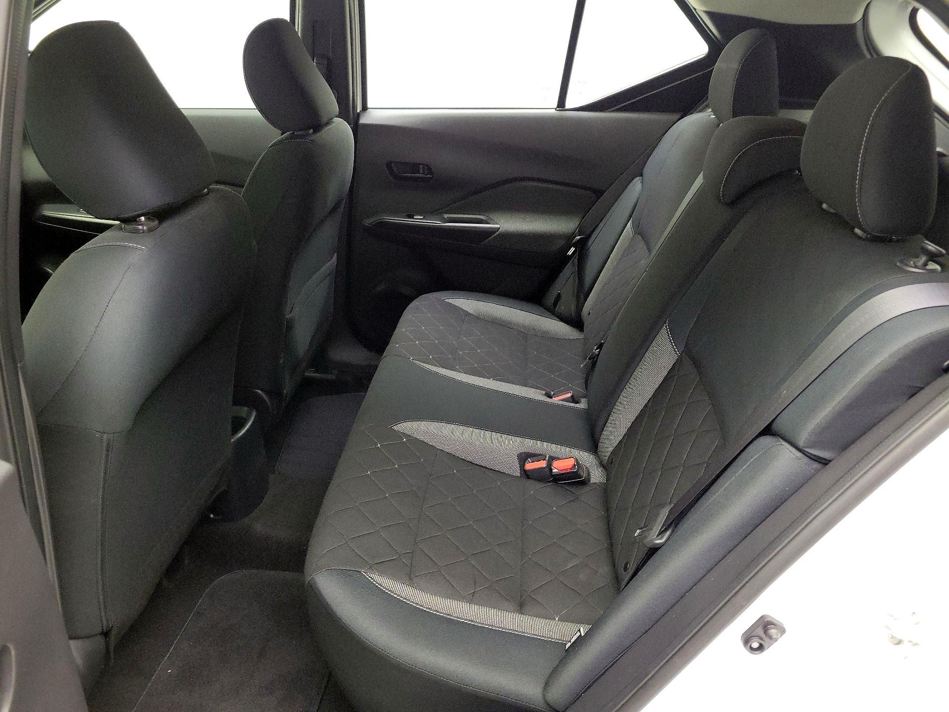 Thumbnail: 2020 Nissan Kicks - 19