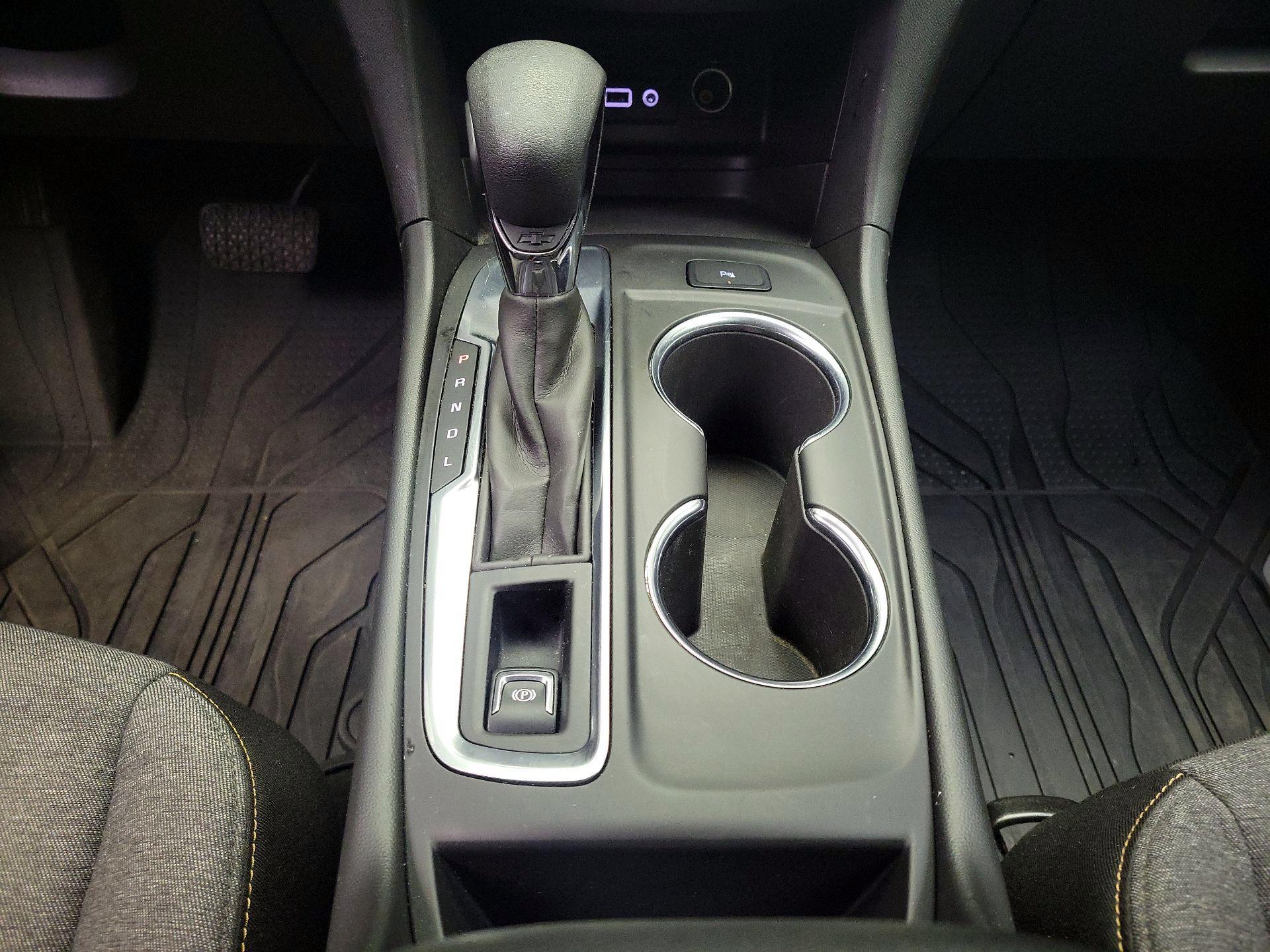 Thumbnail: 2022 Chevrolet Equinox - 17