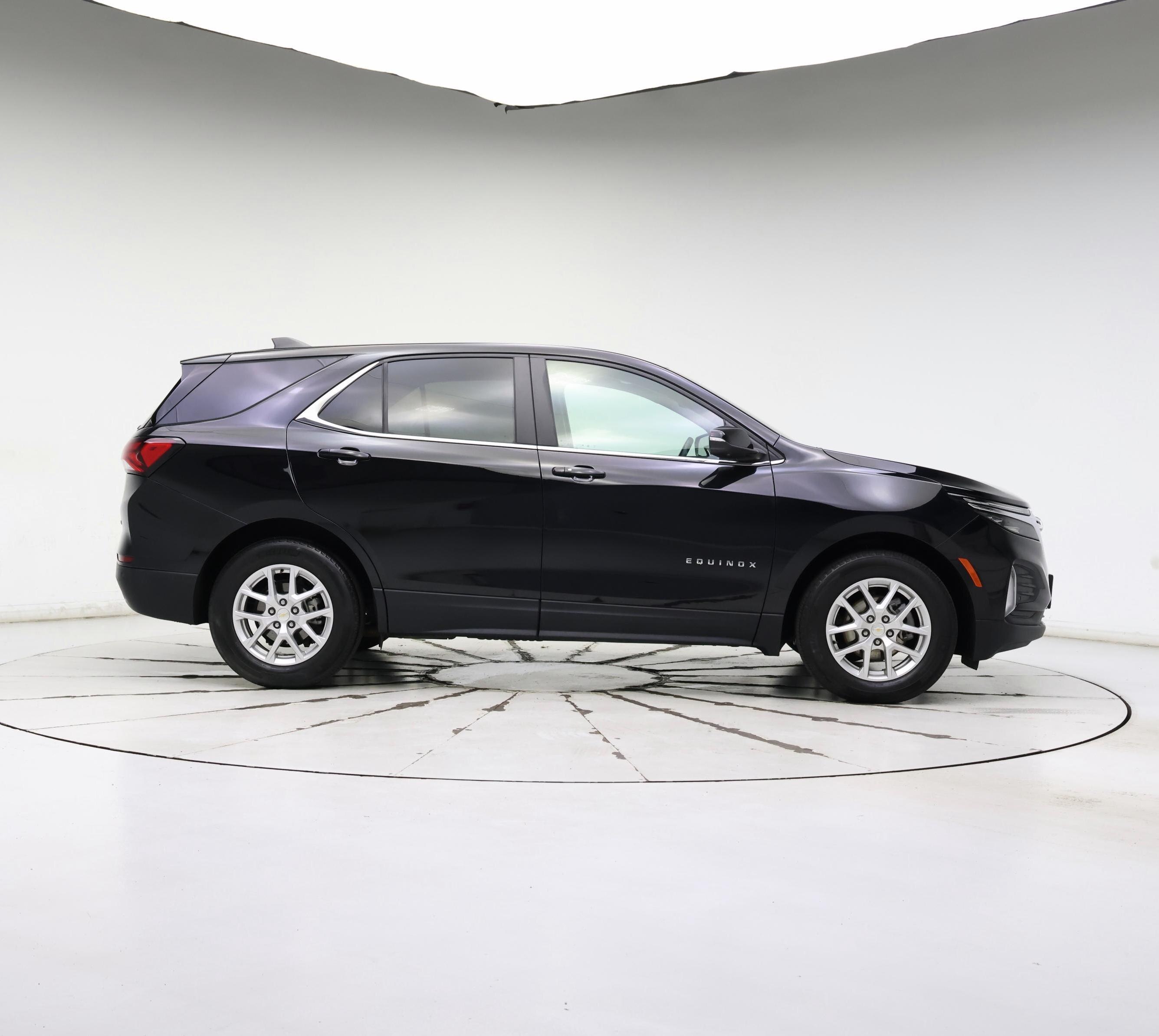 Thumbnail: 2022 Chevrolet Equinox - 7