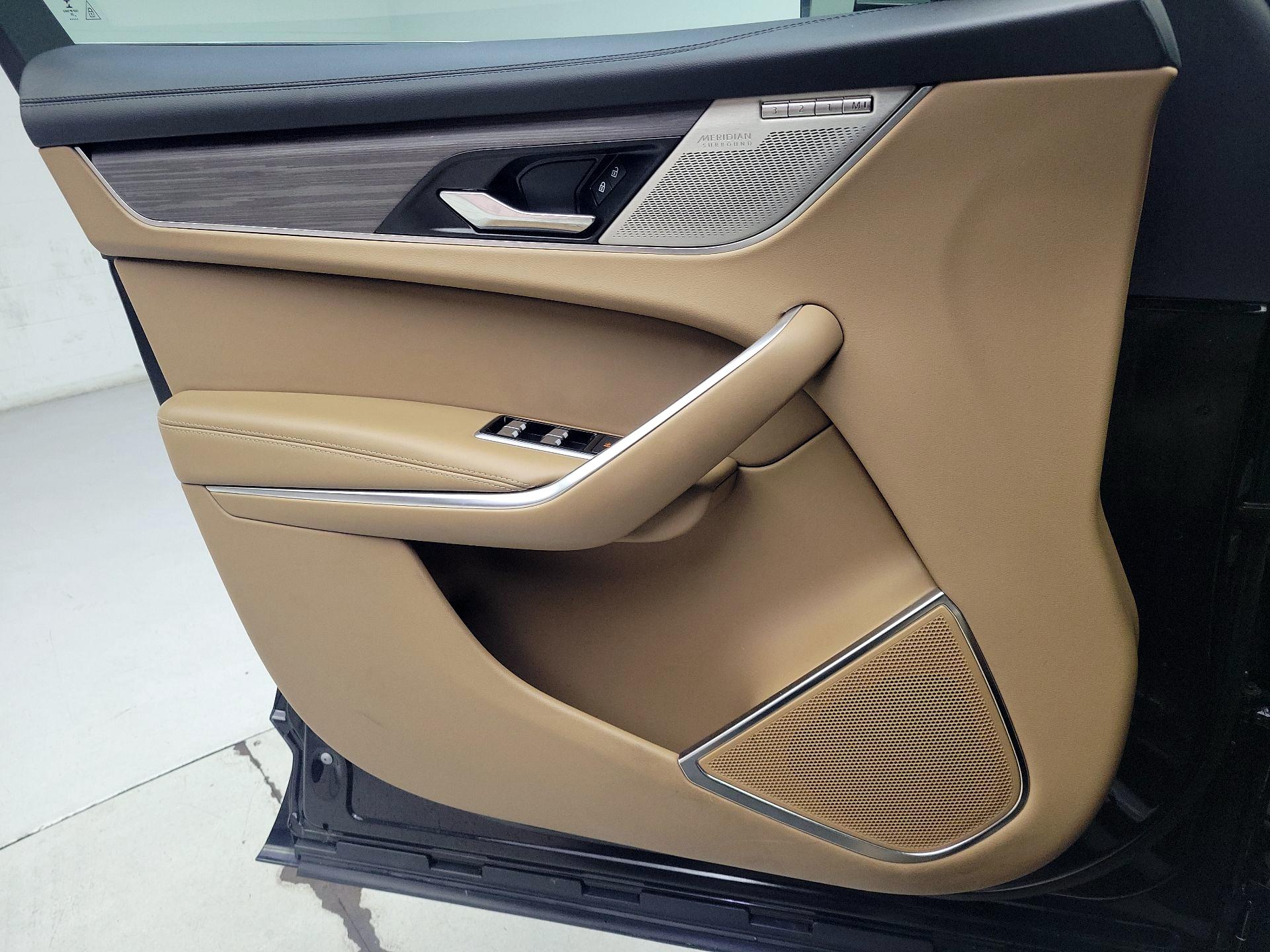 Thumbnail: 2023 Jaguar F-Pace - 12