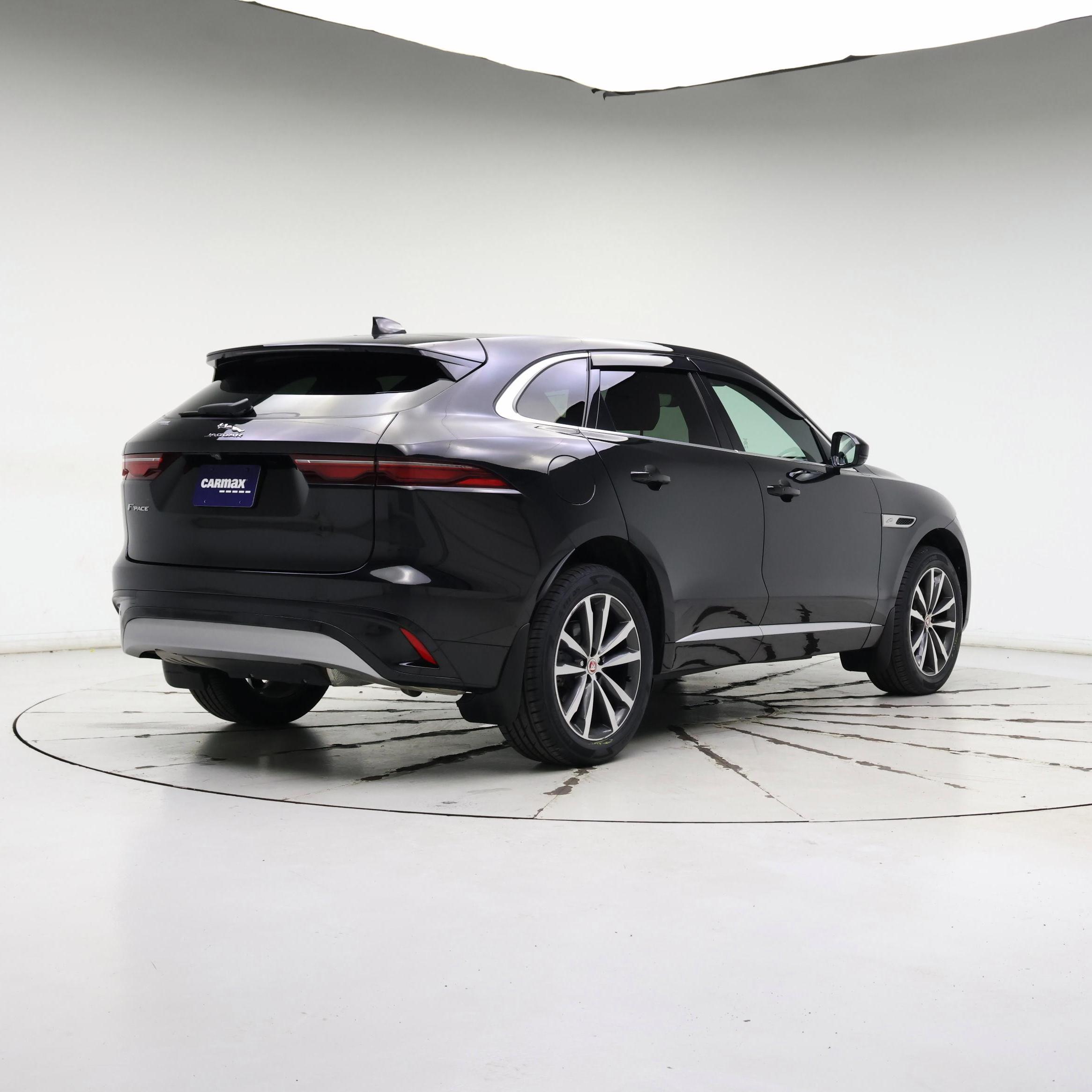 Thumbnail: 2023 Jaguar F-Pace - 8