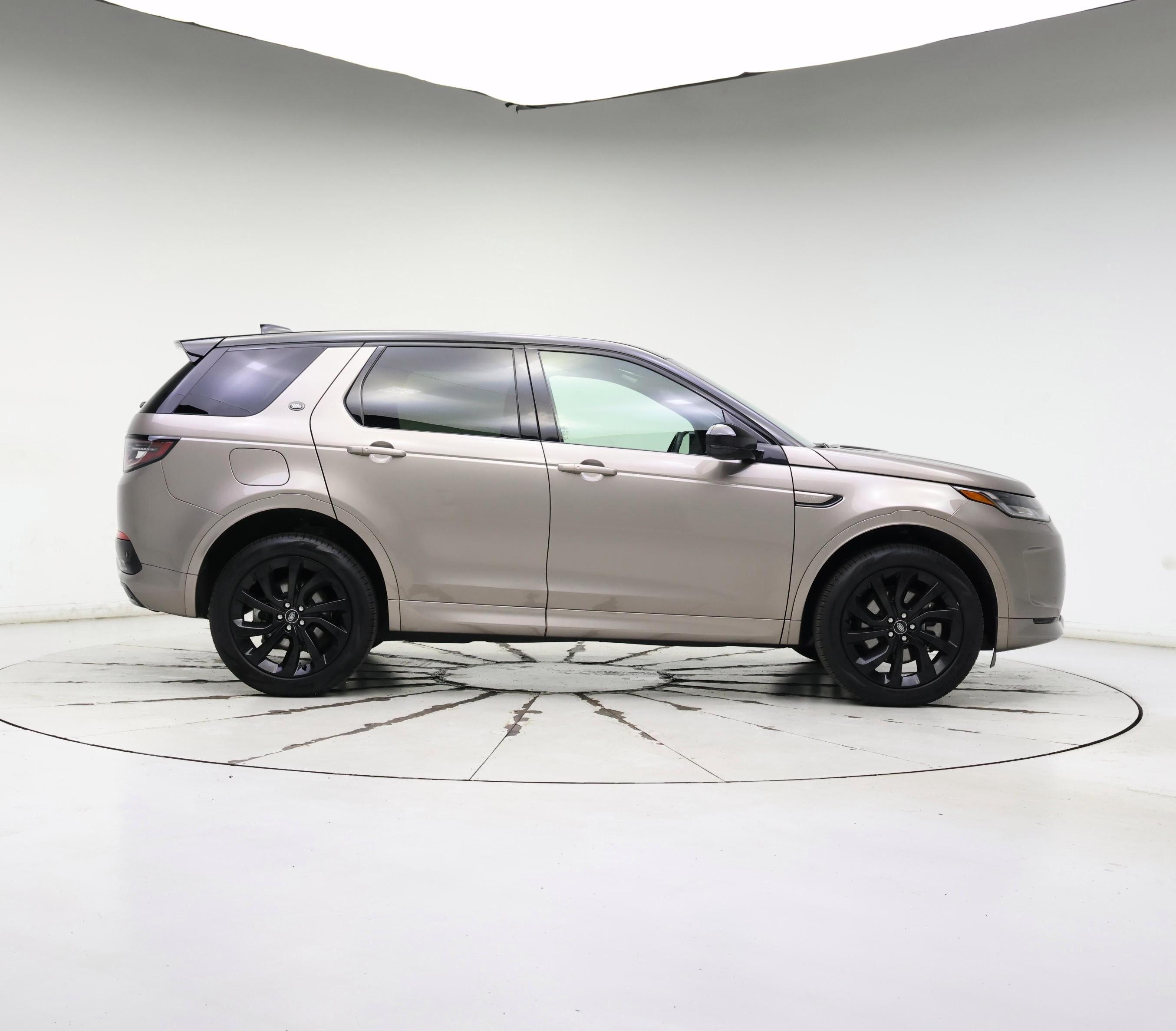 Thumbnail: 2023 Land Rover Discovery Sport - 7