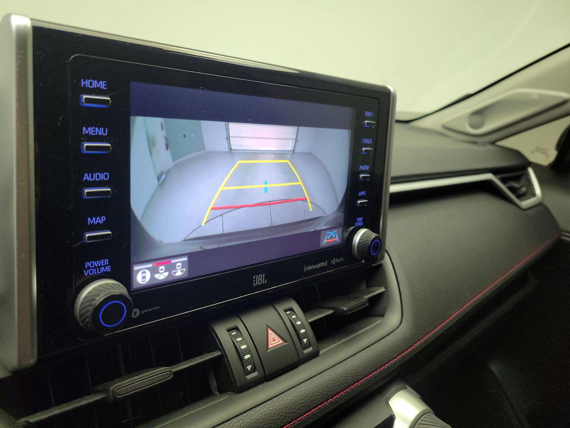 Thumbnail: 2020 Toyota RAV4 - 15