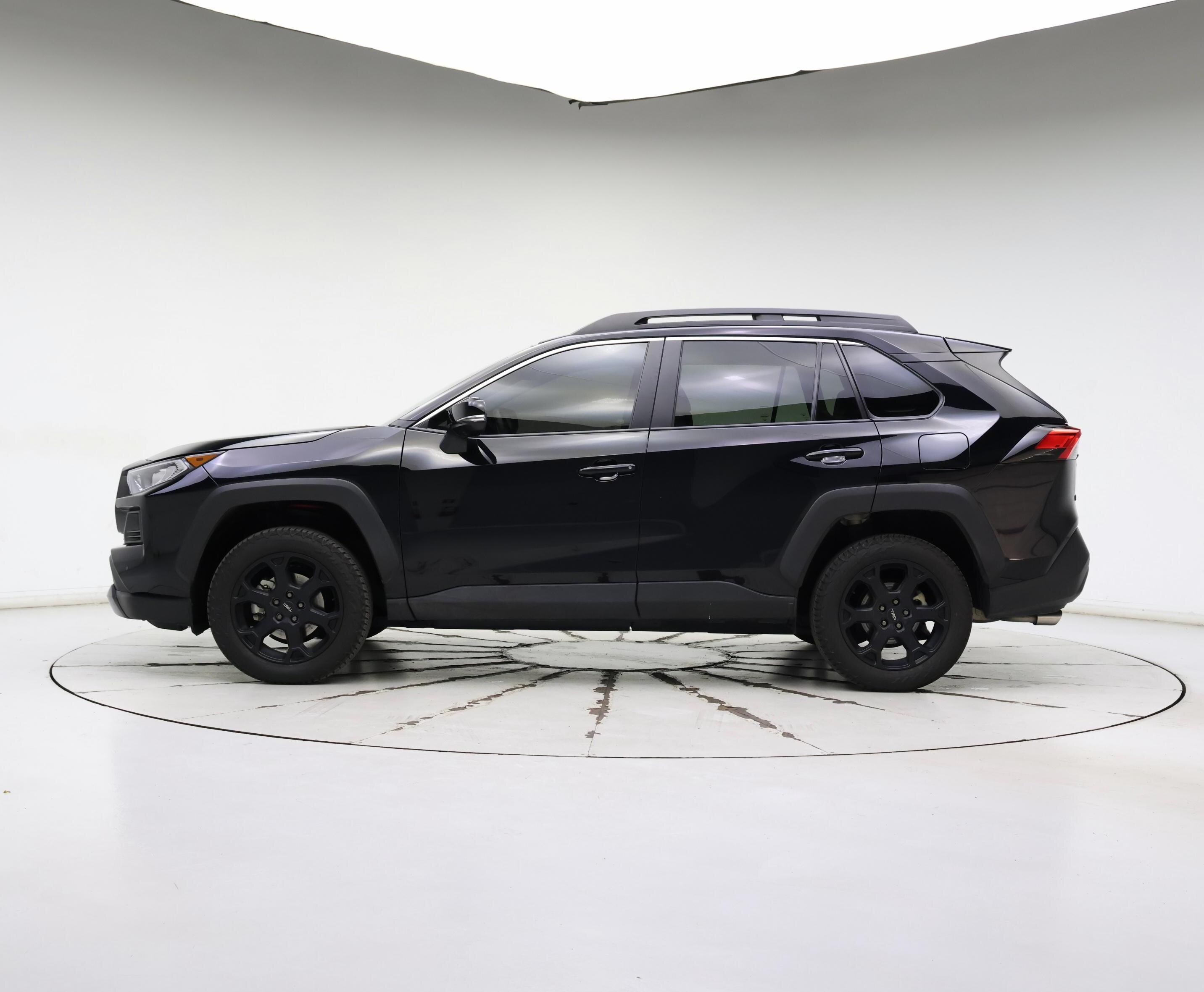 Thumbnail: 2020 Toyota RAV4 - 3