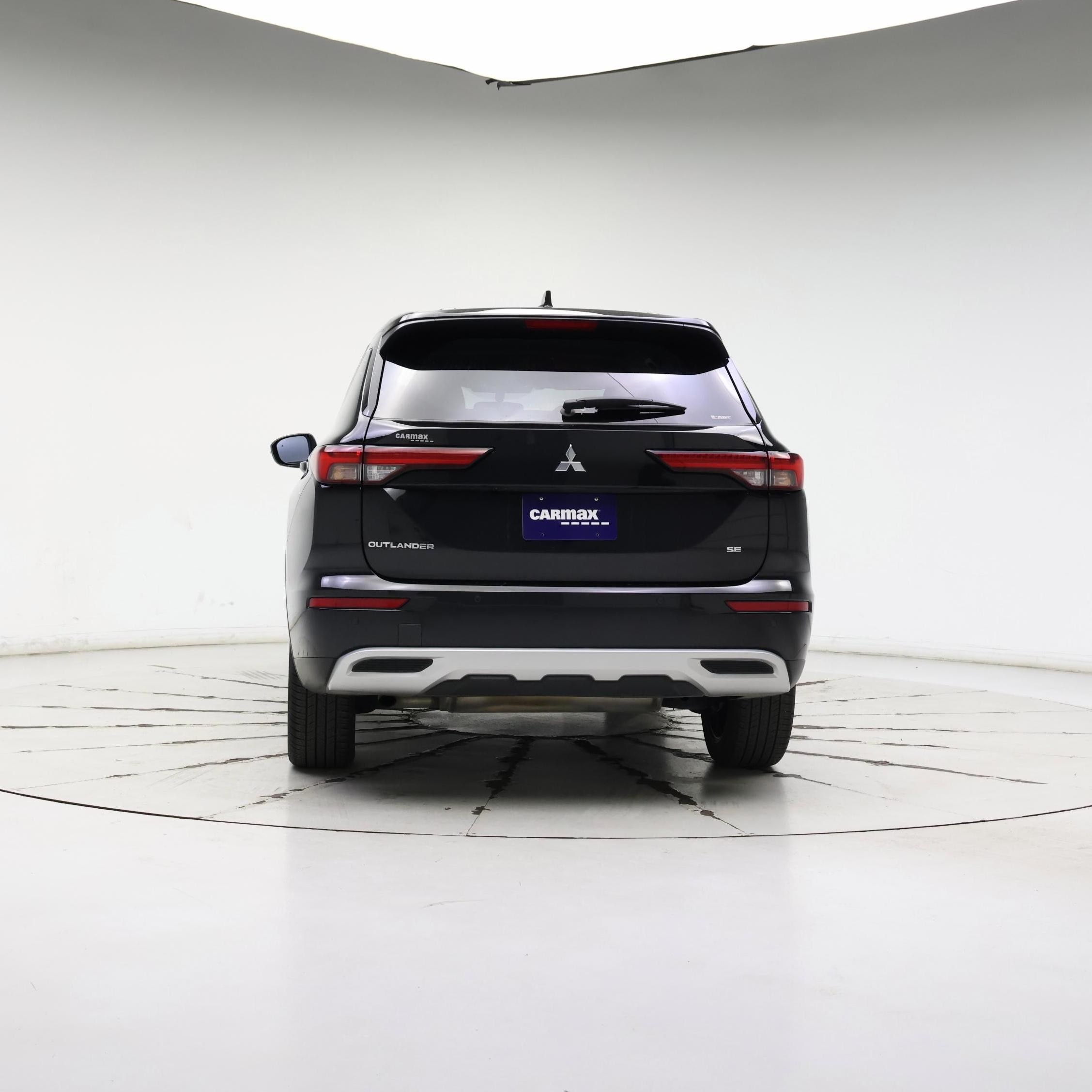 Thumbnail: 2024 Mitsubishi Outlander - 6