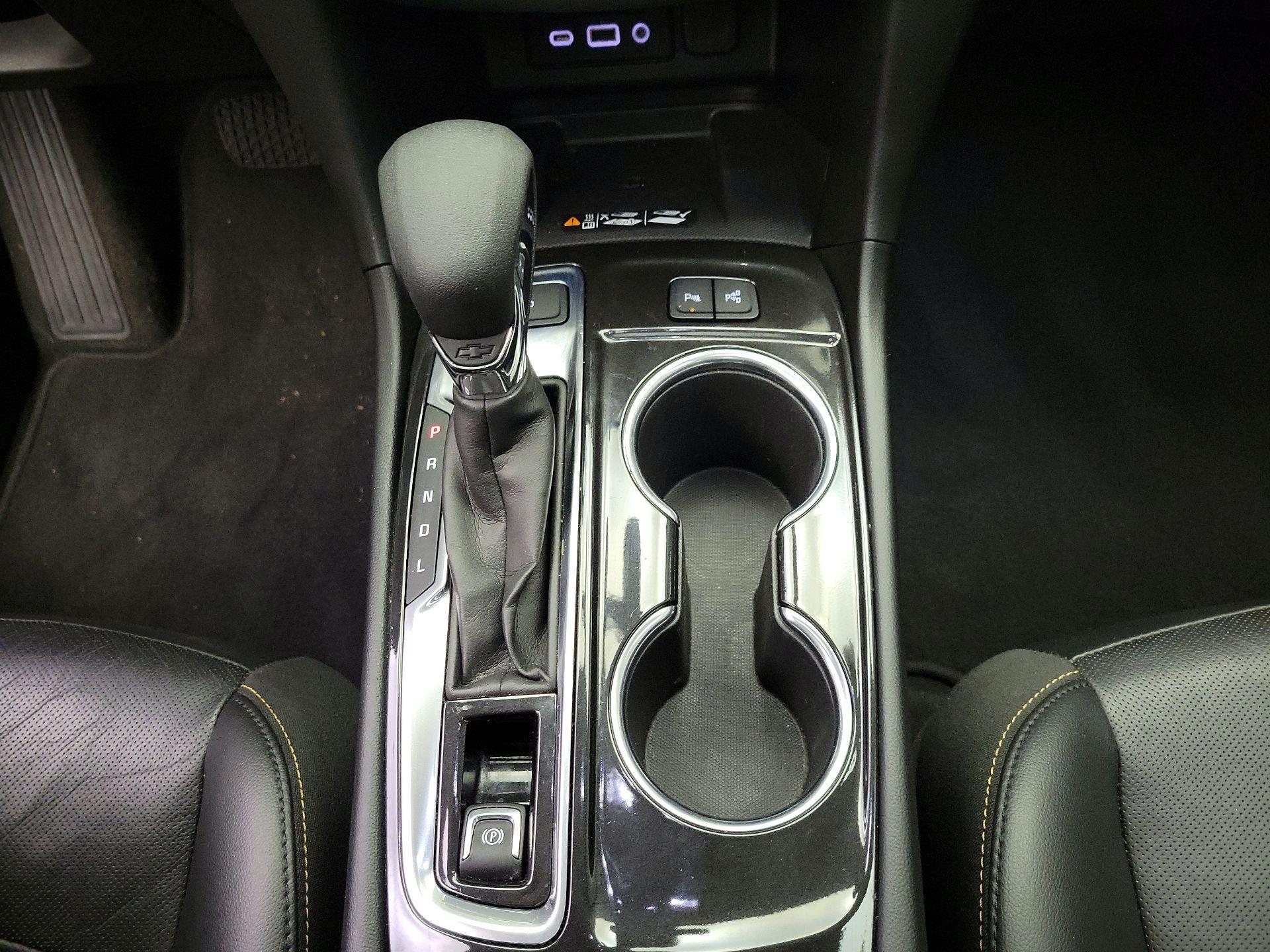 Thumbnail: 2022 Chevrolet Equinox - 18