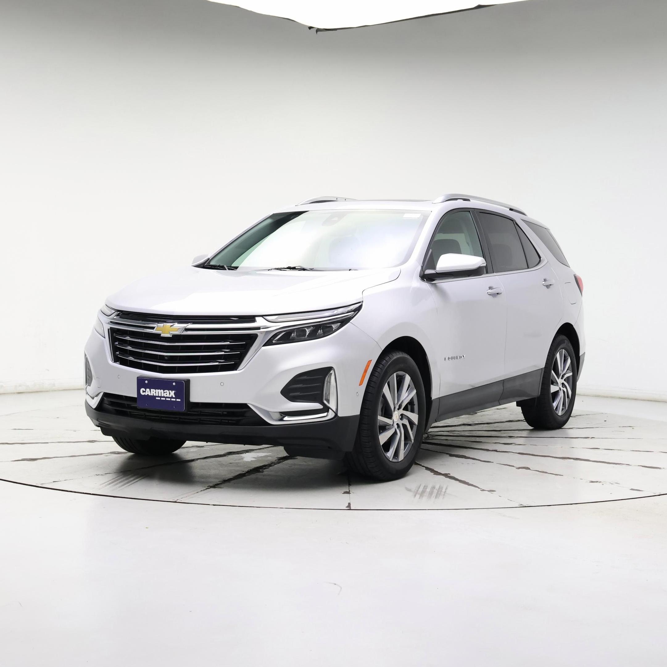 Thumbnail: 2022 Chevrolet Equinox - 4