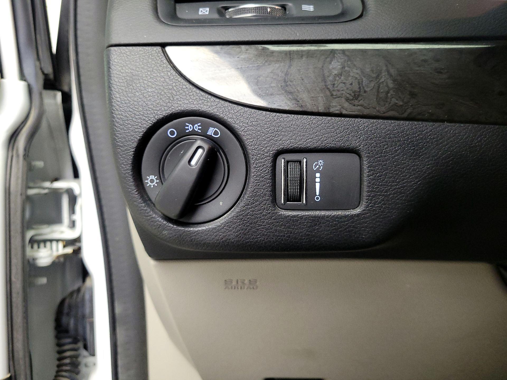 Thumbnail: 2019 Dodge Grand Caravan - 13