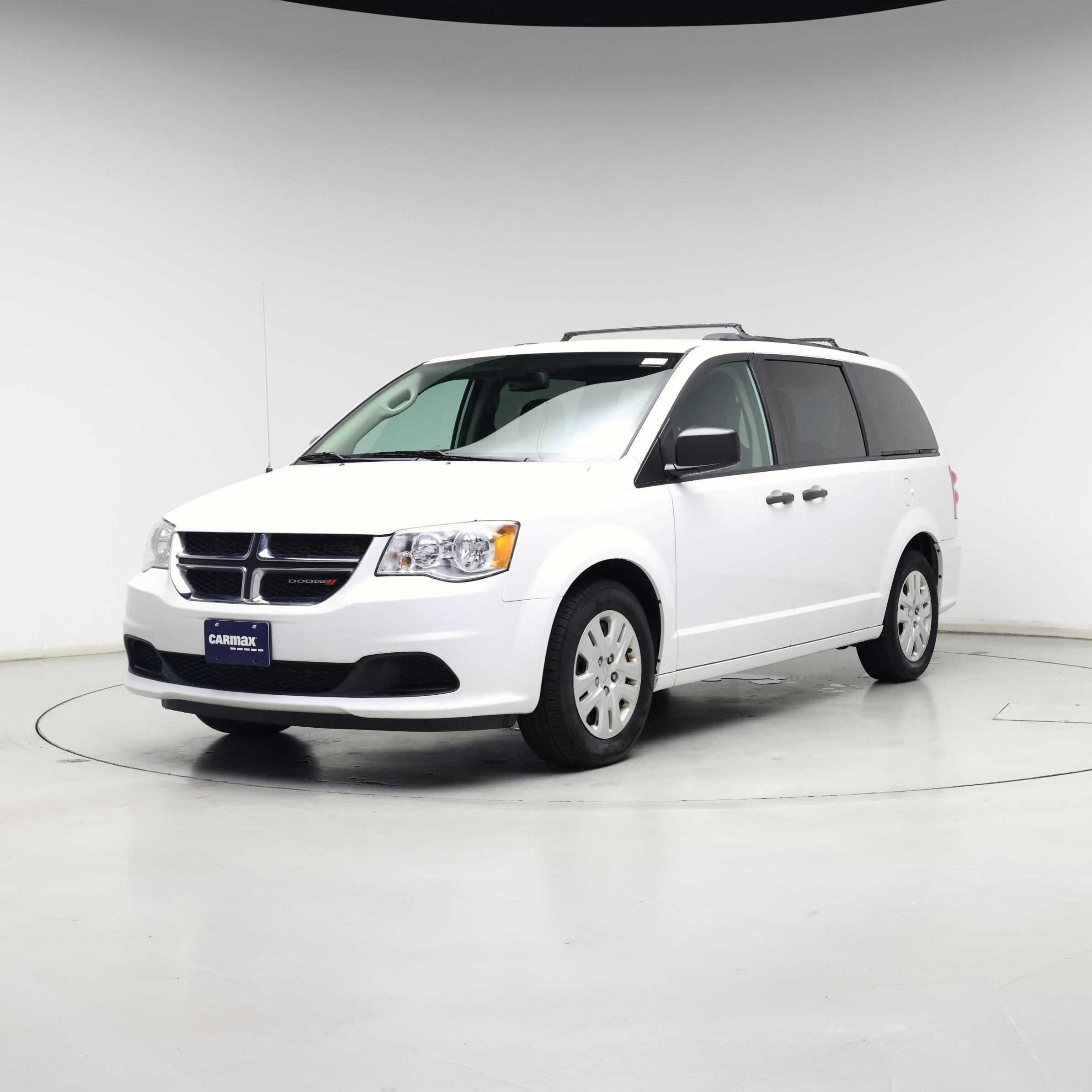 Thumbnail: 2019 Dodge Grand Caravan - 4