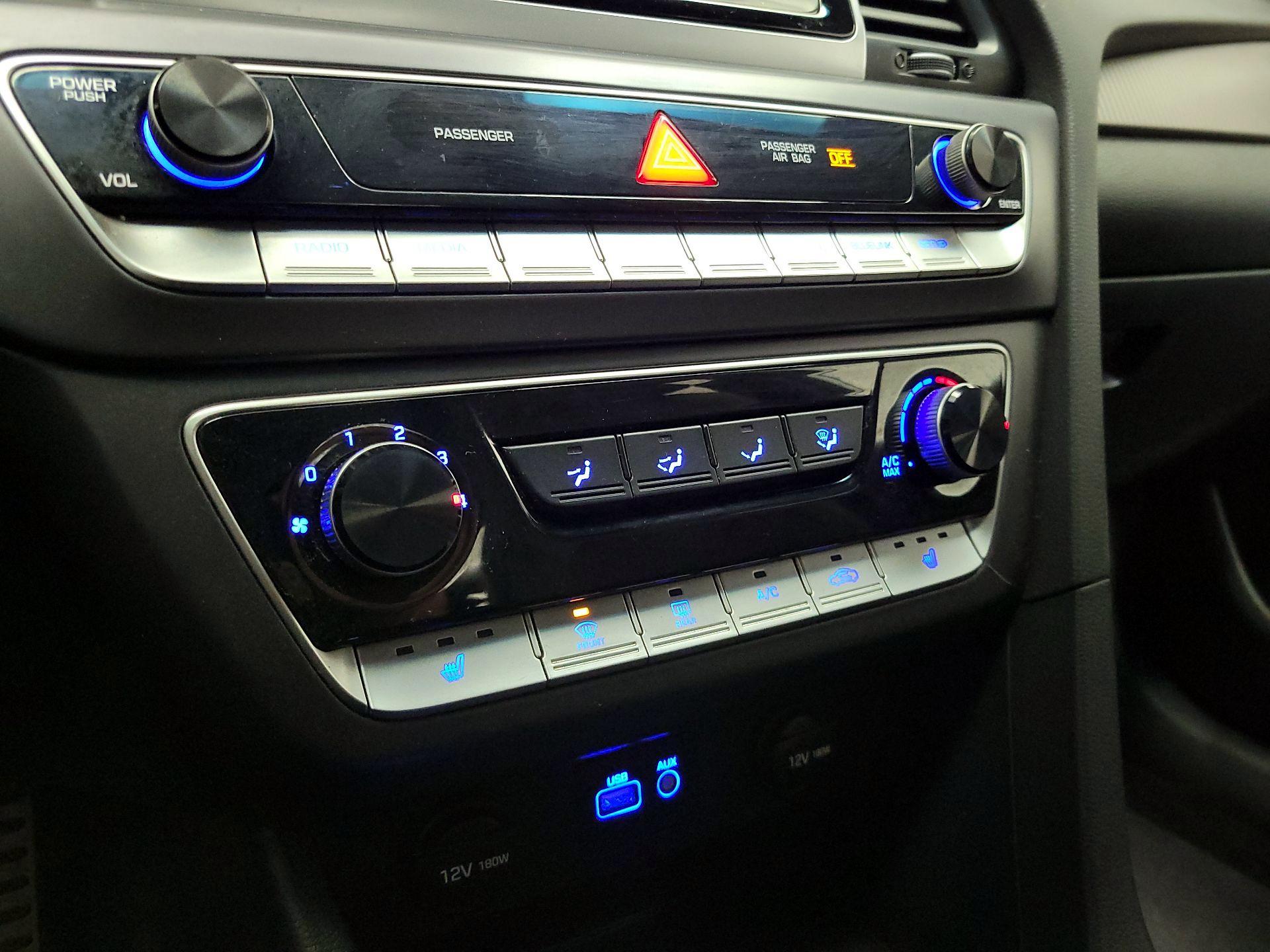 Thumbnail: 2018 Hyundai Sonata - 16