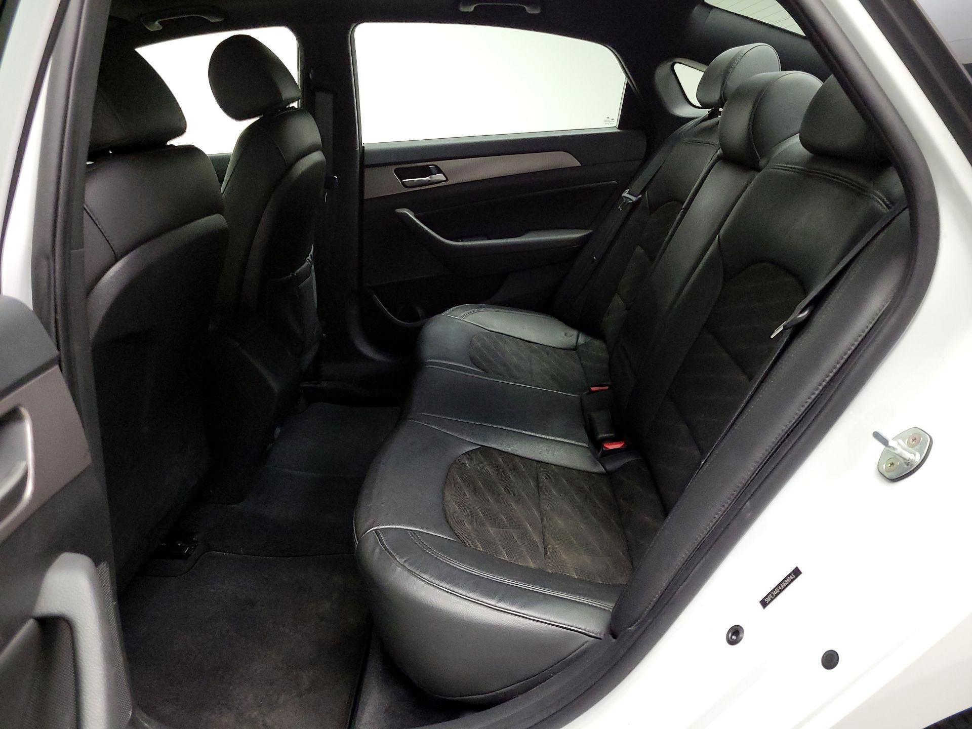 Thumbnail: 2018 Hyundai Sonata - 20