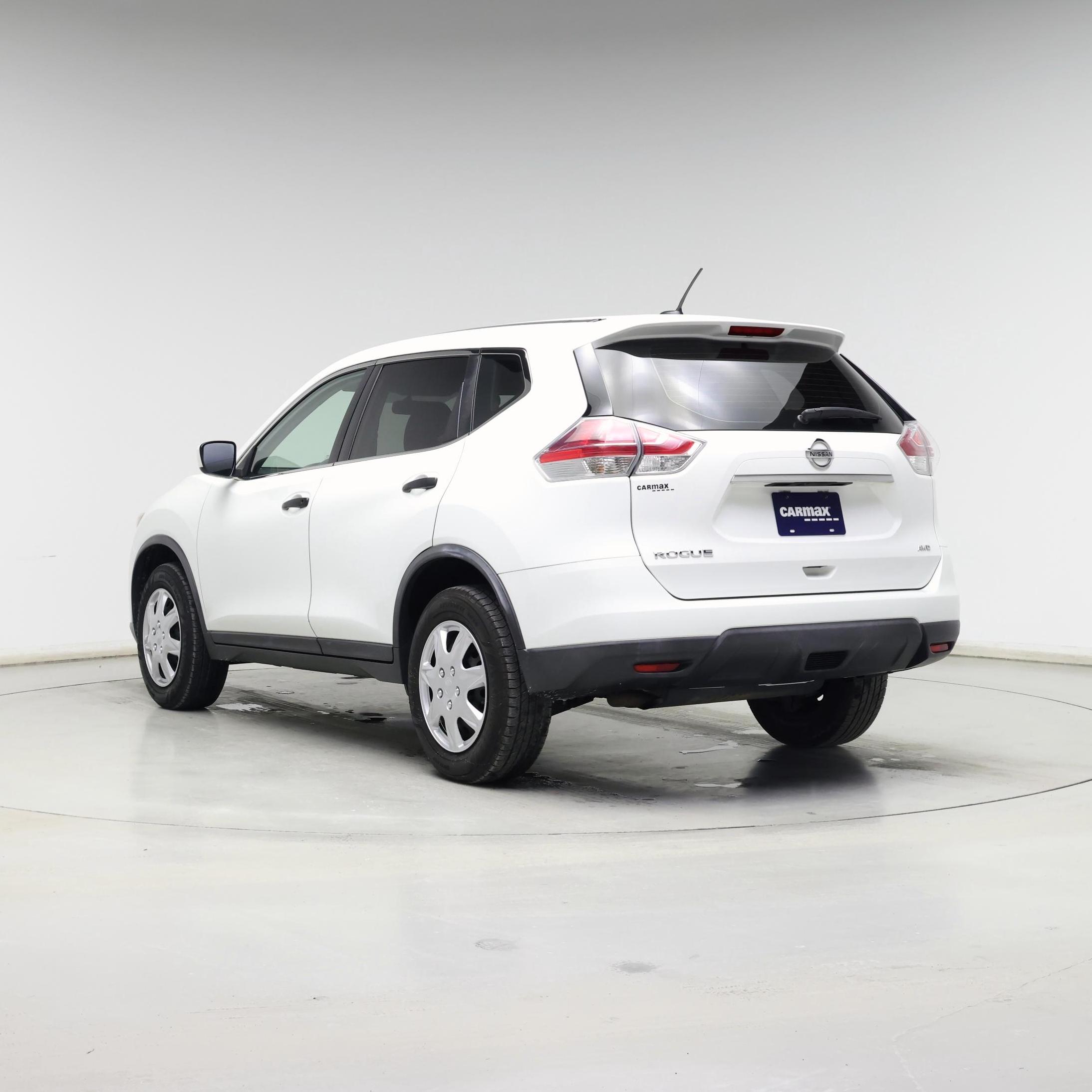 Thumbnail: 2016 Nissan Rogue - 2