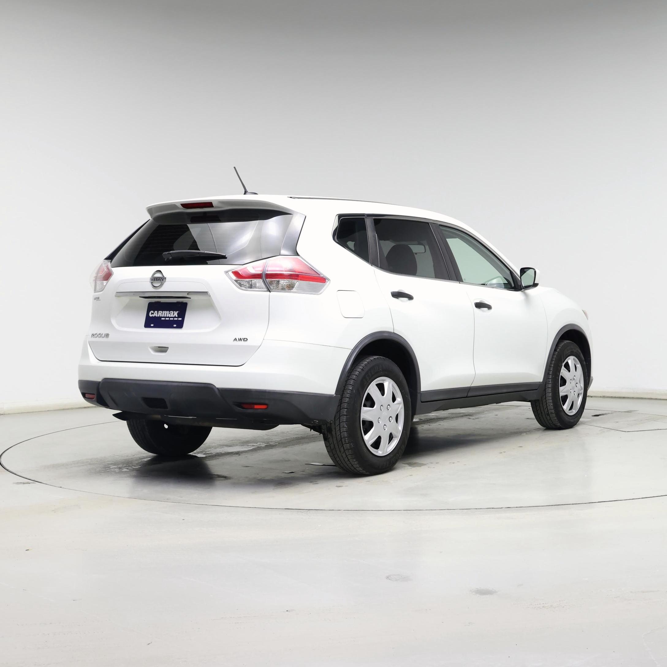 Thumbnail: 2016 Nissan Rogue - 8