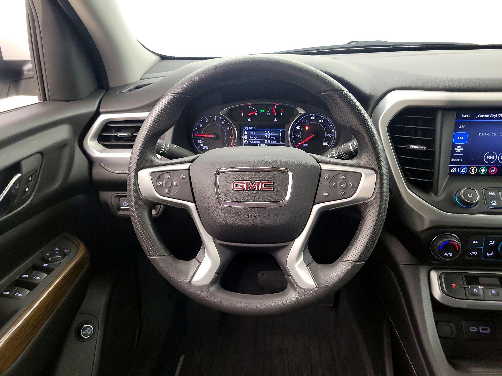 Thumbnail: 2023 GMC Acadia - 10