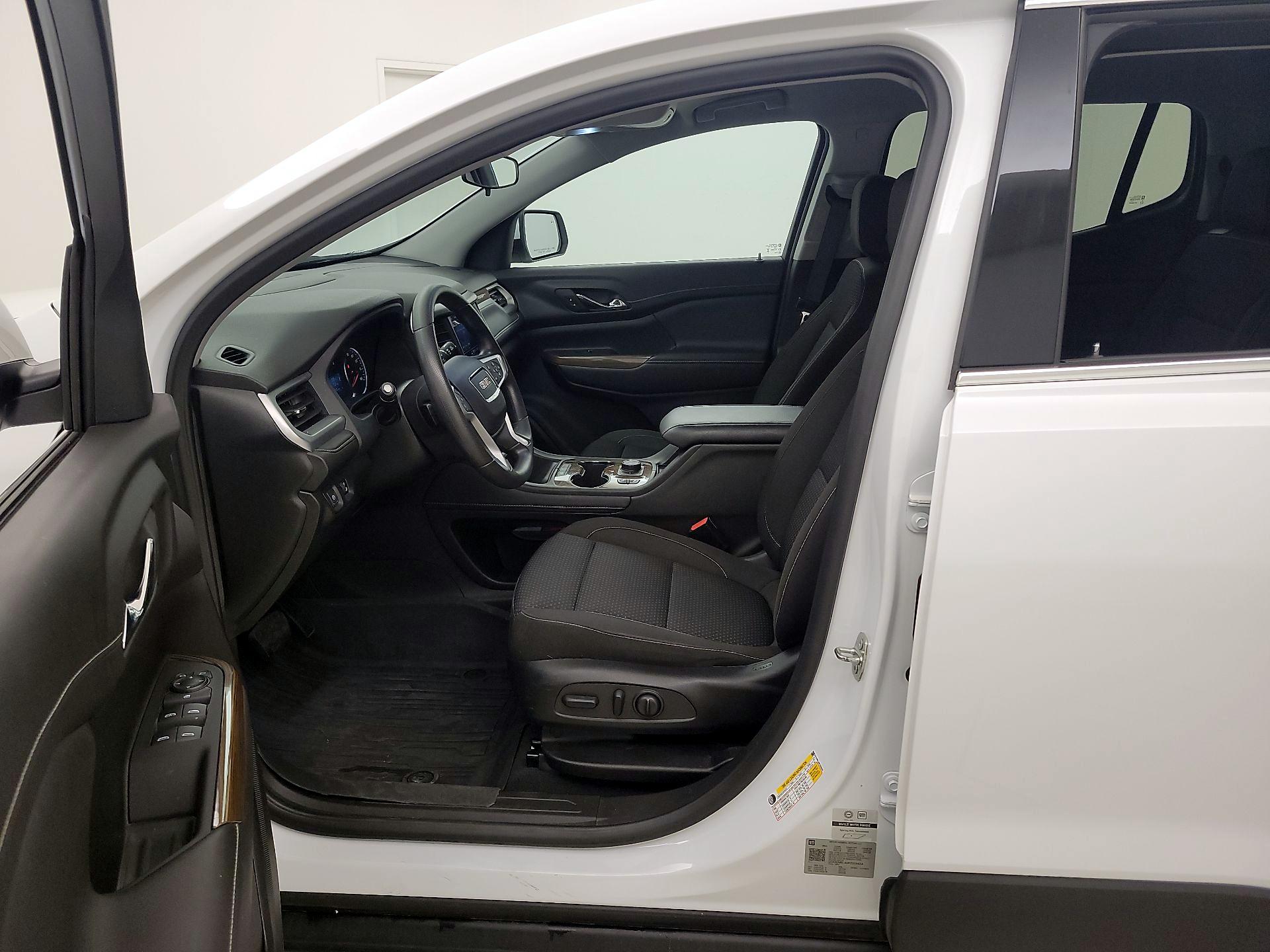 Thumbnail: 2023 GMC Acadia - 11