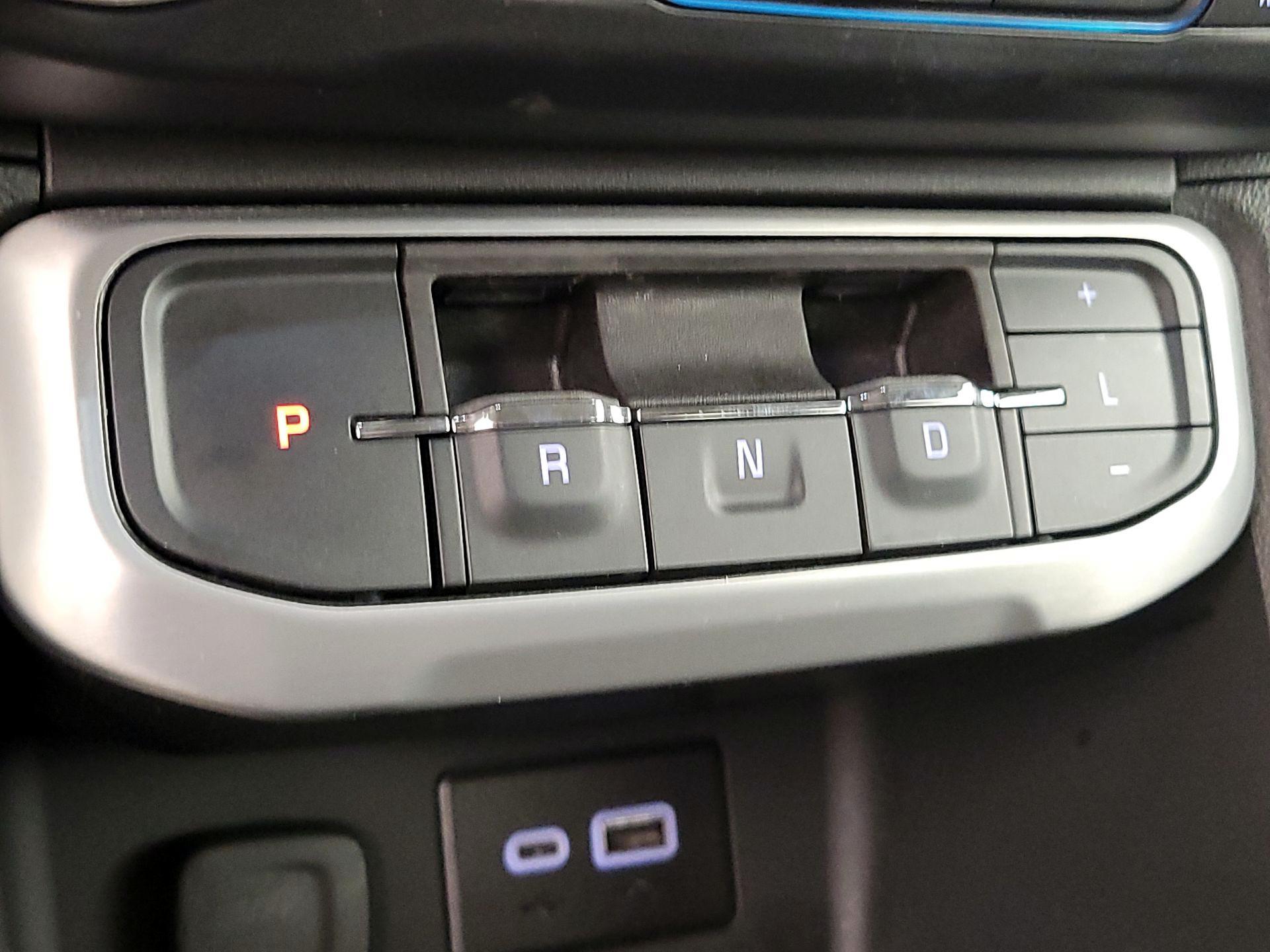 Thumbnail: 2023 GMC Acadia - 17