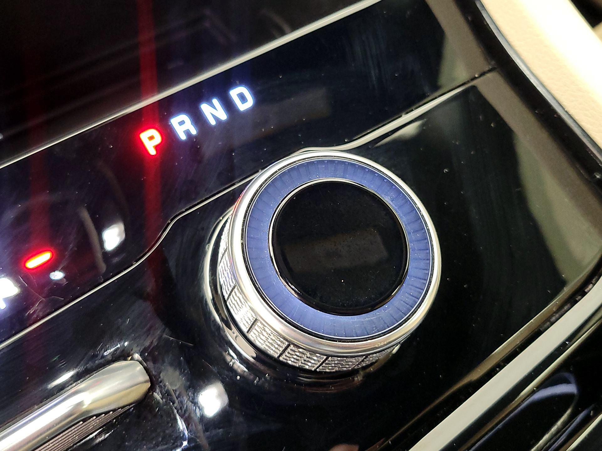 Thumbnail: 2023 Jeep Grand Cherokee - 18