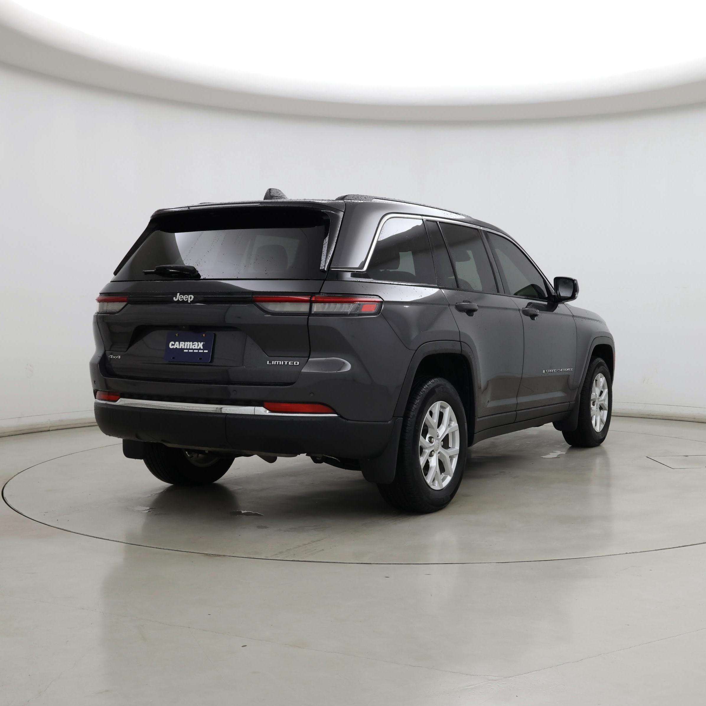 Thumbnail: 2023 Jeep Grand Cherokee - 8