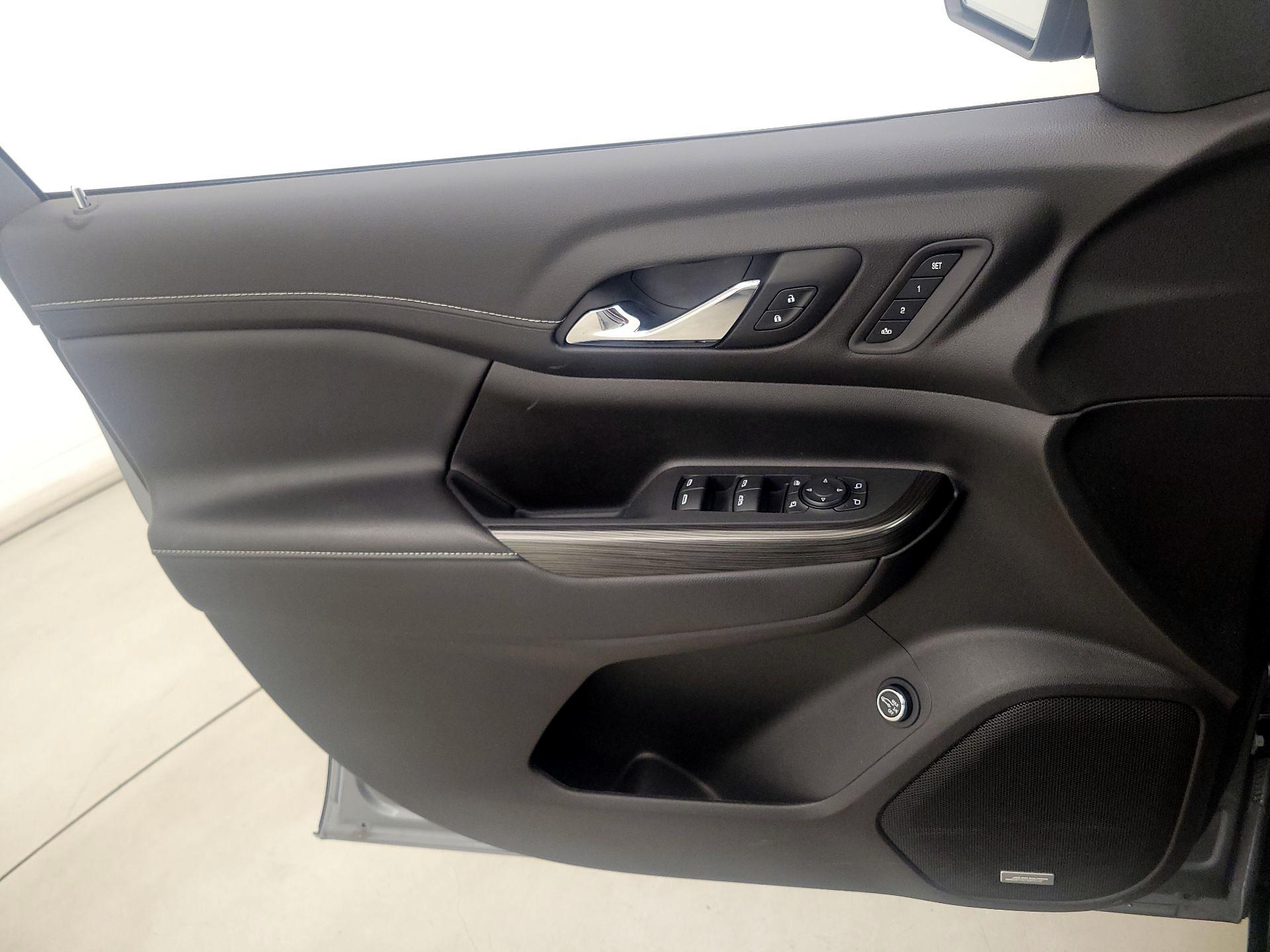 Thumbnail: 2023 GMC Acadia - 12