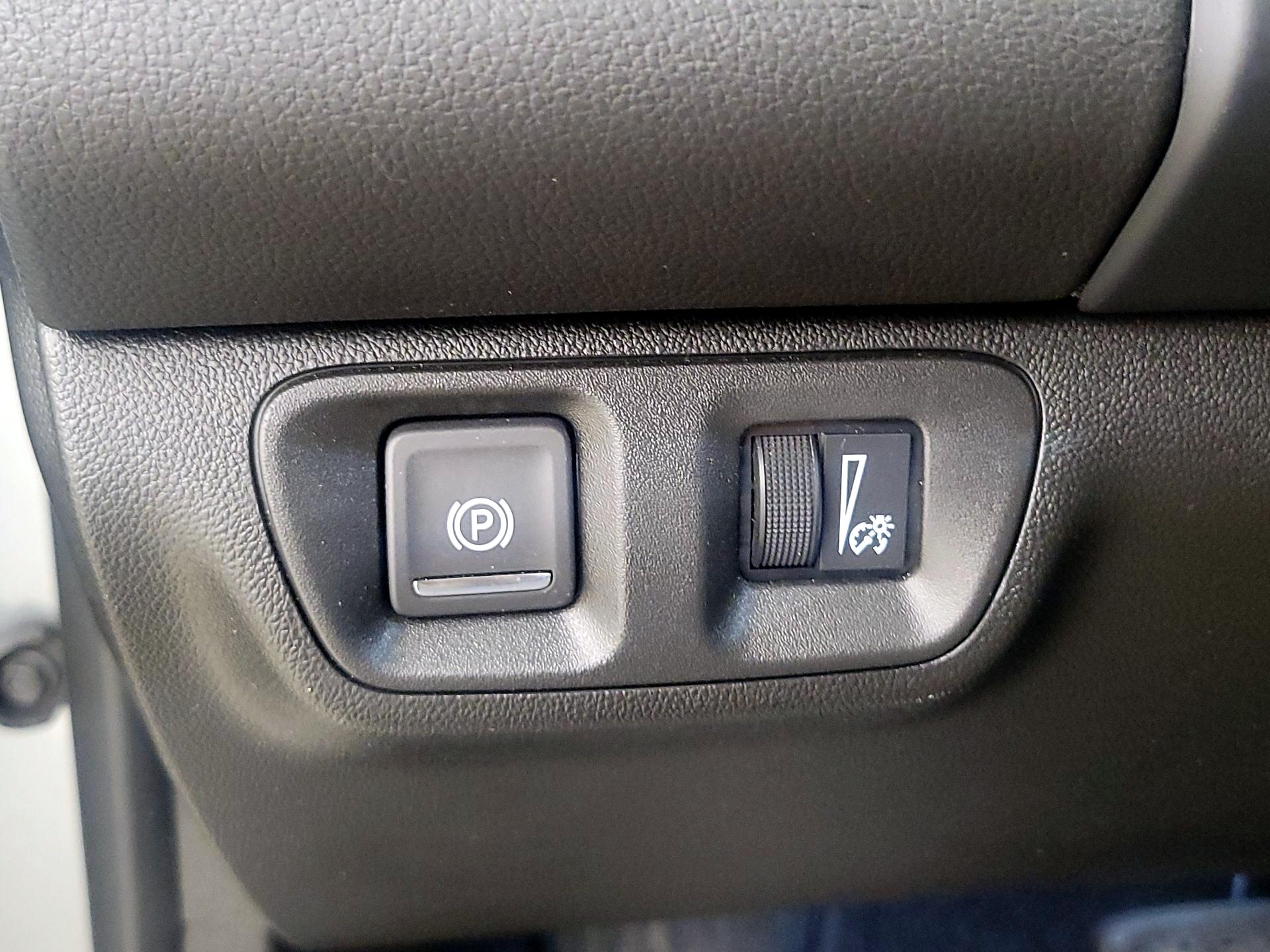 Thumbnail: 2023 GMC Acadia - 13