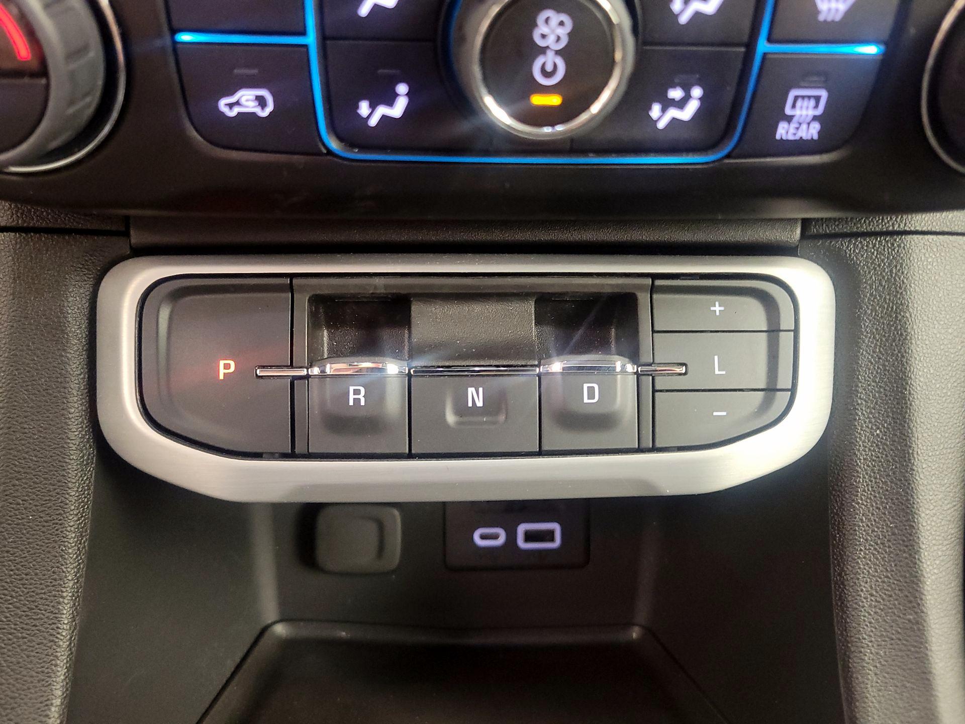 Thumbnail: 2023 GMC Acadia - 18