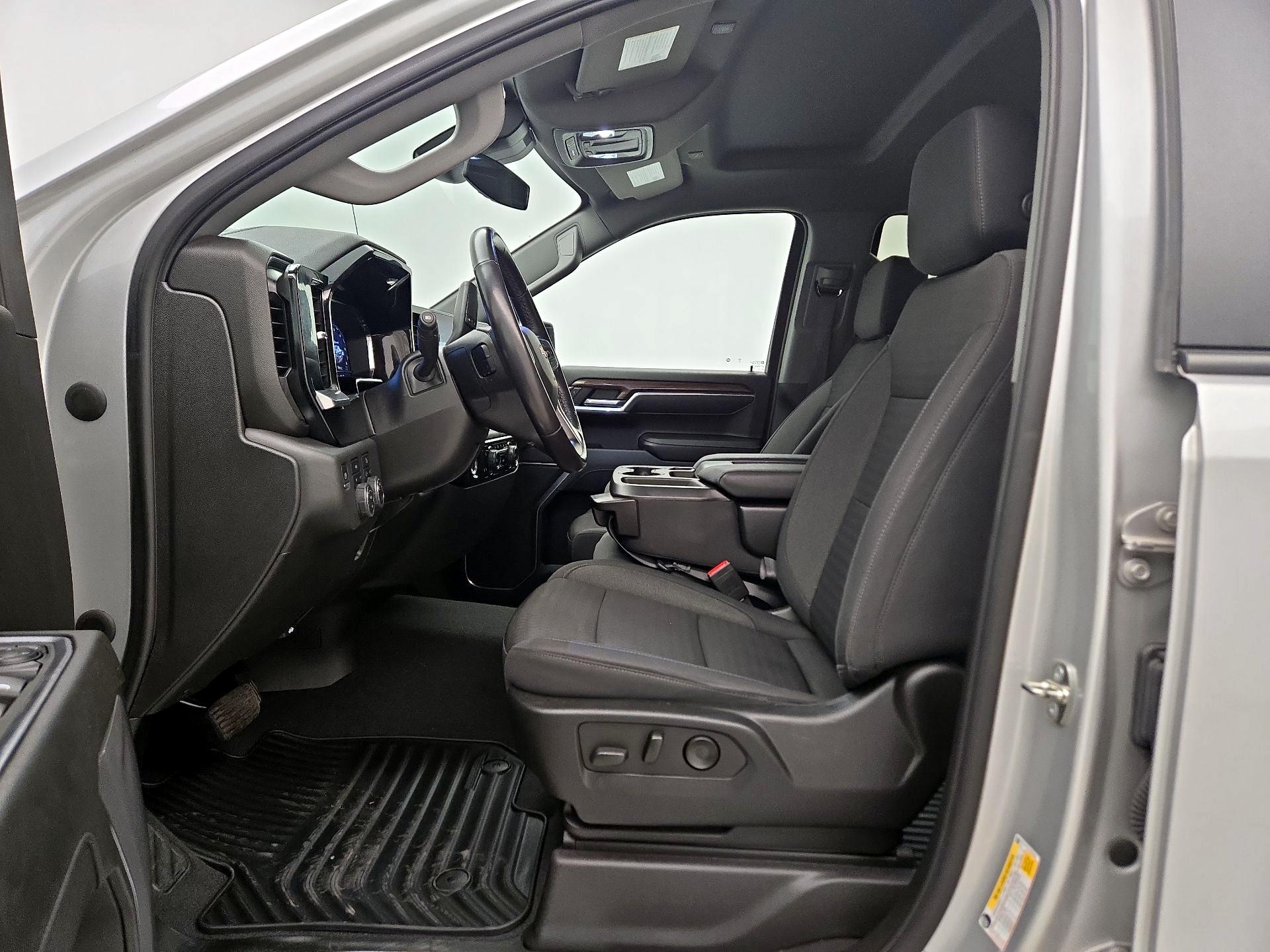 Thumbnail: 2022 Chevrolet Silverado 1500 - 11