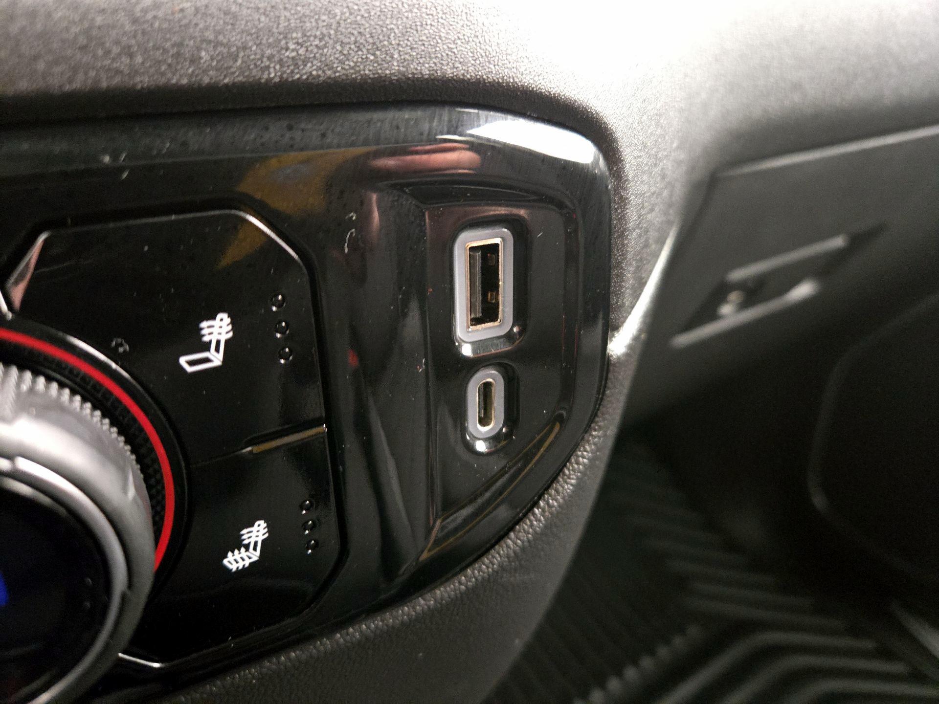 Thumbnail: 2022 Chevrolet Silverado 1500 - 18