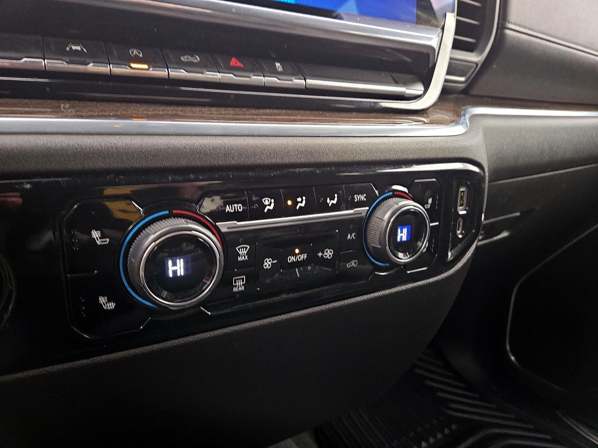 Thumbnail: 2022 Chevrolet Silverado 1500 - 16