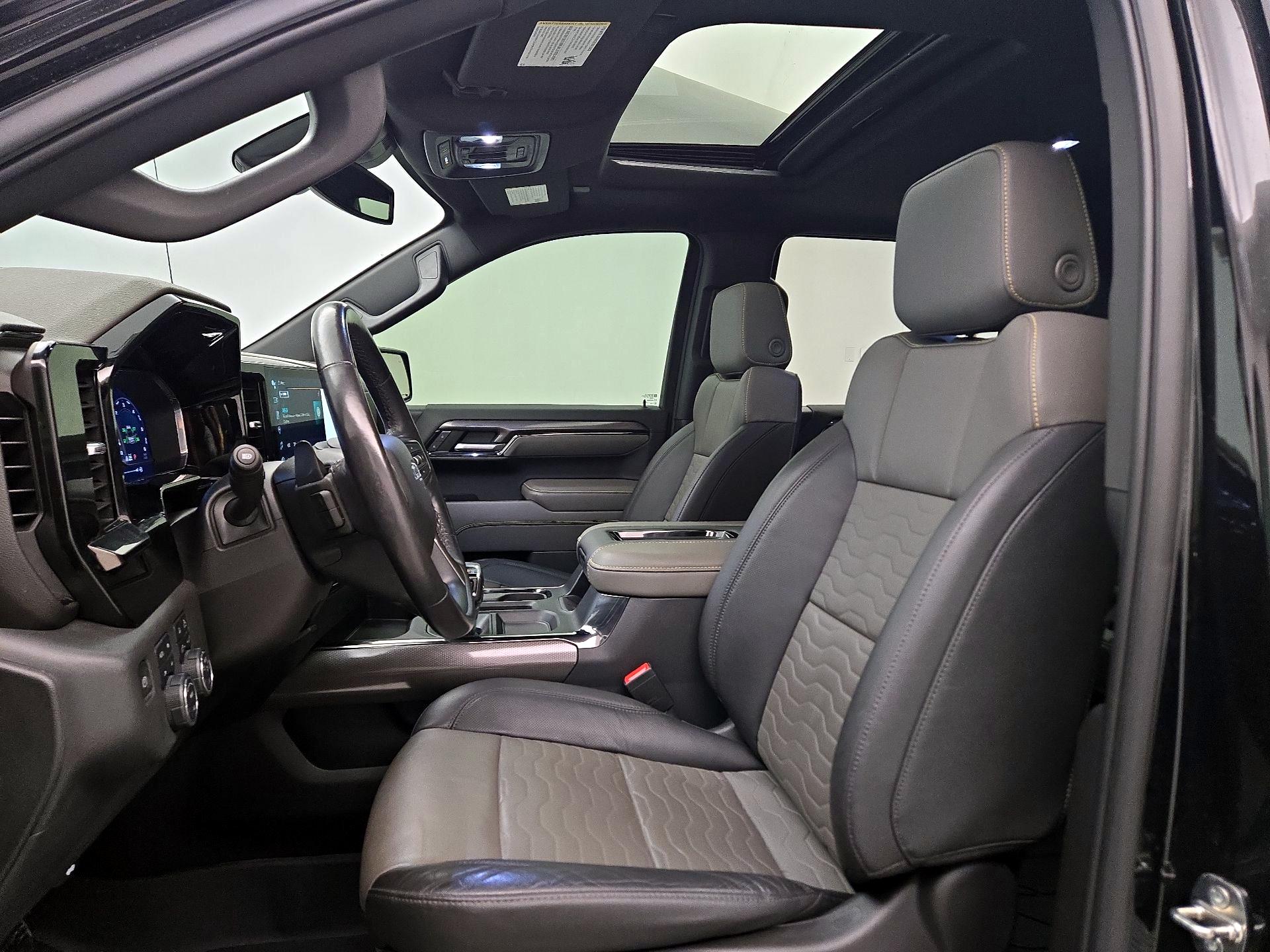 Thumbnail: 2022 Chevrolet Silverado 1500 - 11