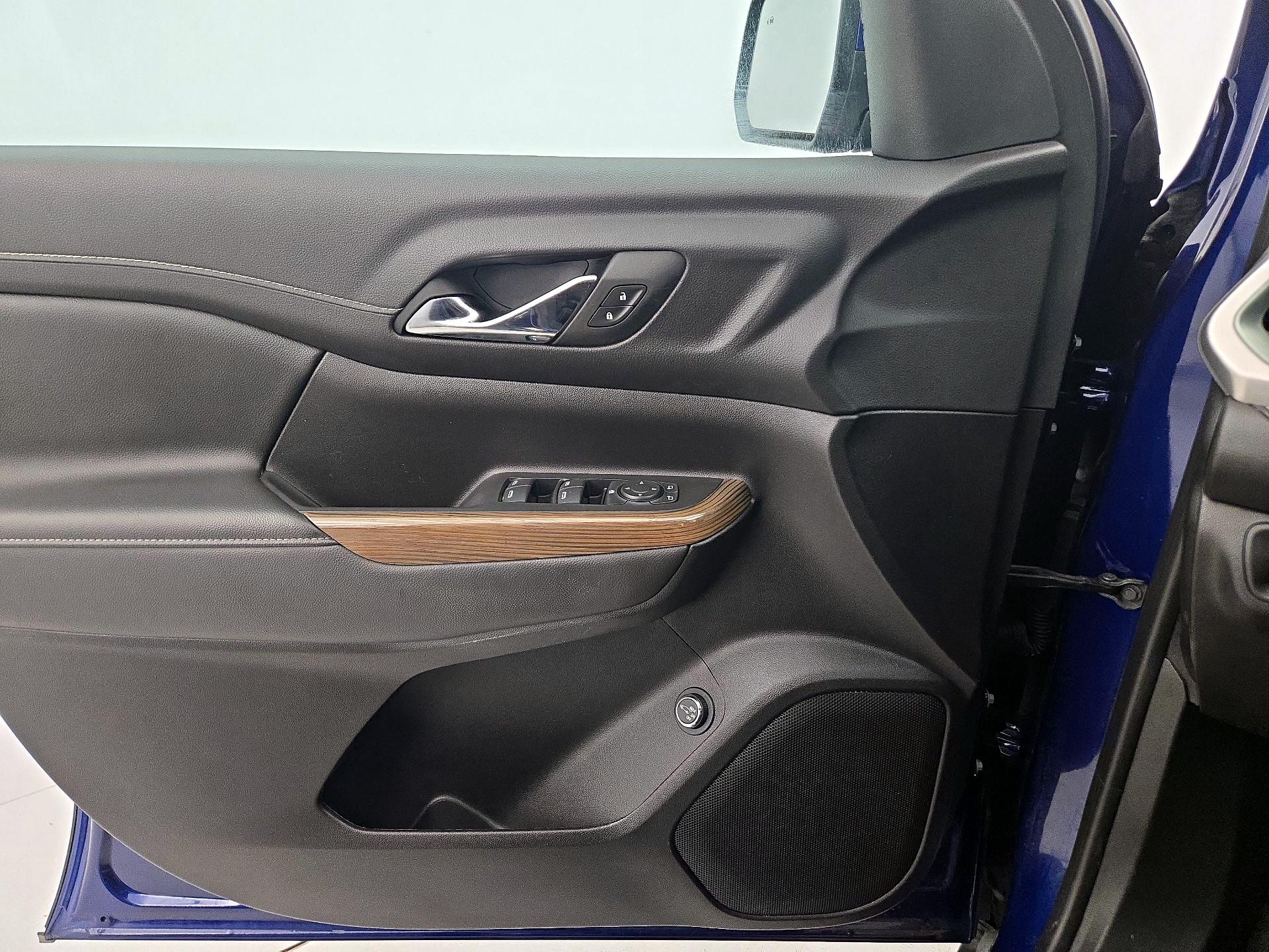 Thumbnail: 2023 GMC Acadia - 12